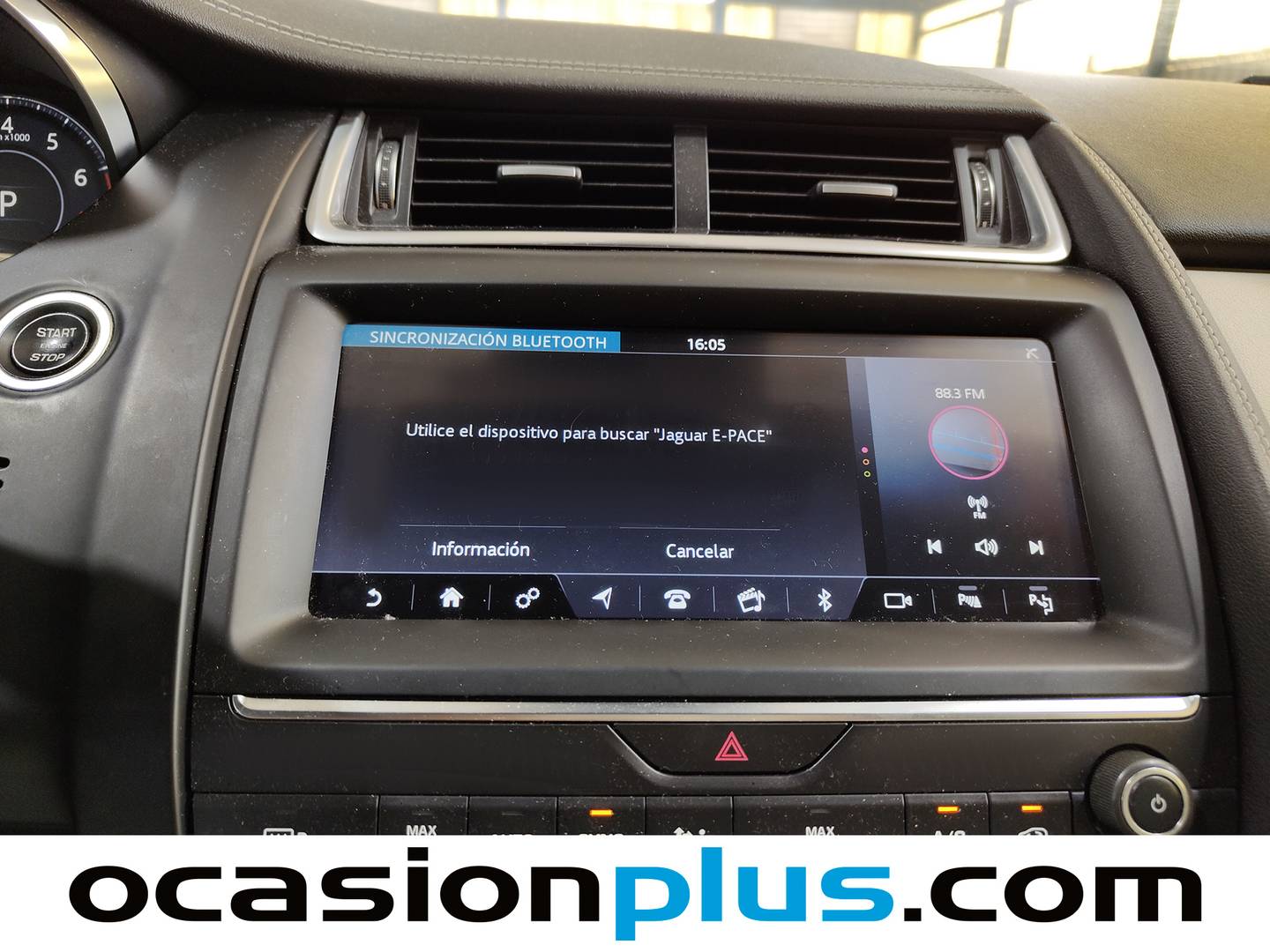 Jaguar E-Pace Jaguar E-PACE 2.0P R-Dynamic SE 4WD Auto (200 CV) gasolina
