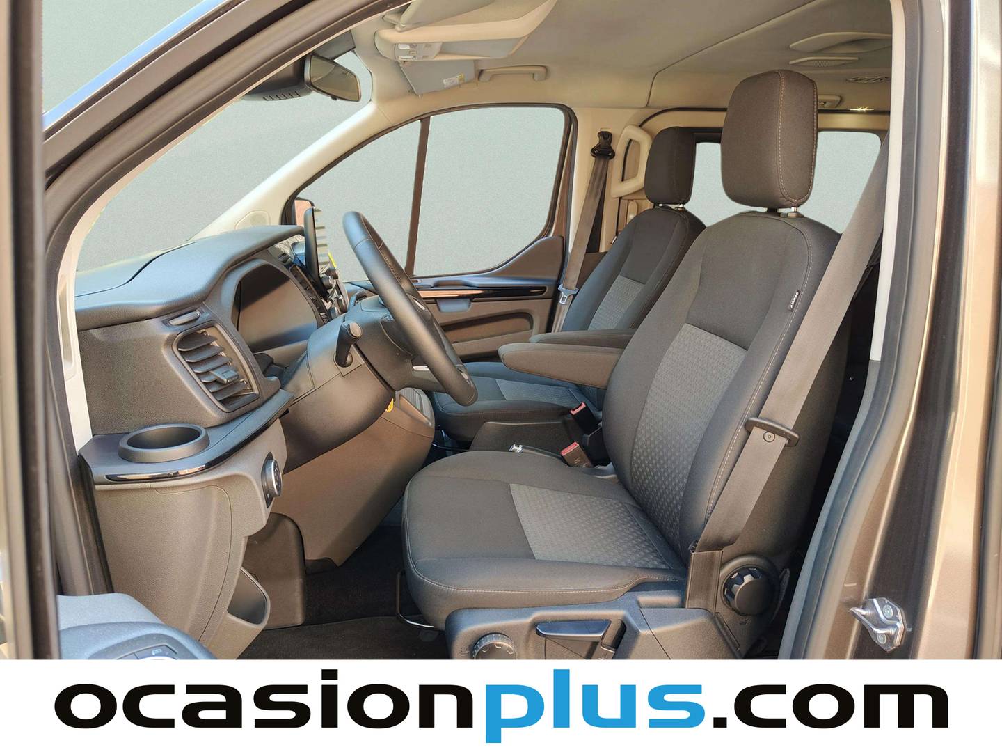 Foto Ford Tourneo Custom Ford Tourneo Custom 2.0 EcoBlue L1 Trend (130 CV) 8 Plazas