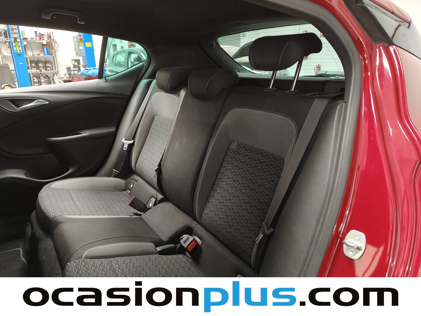Foto asientos traseros Opel Astra Opel Astra 1.2 Turbo SHL GS Line (110 CV)