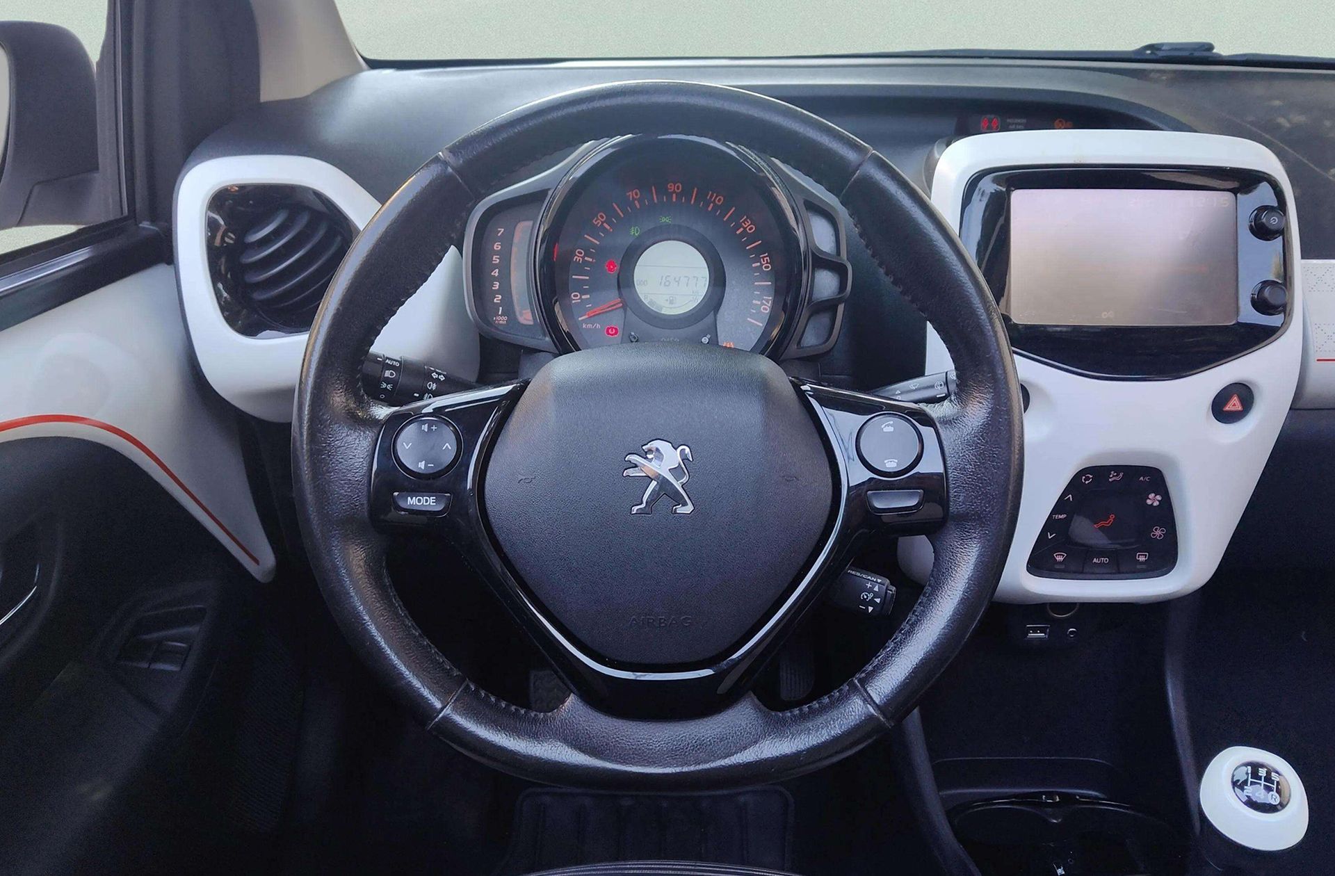 Peugeot 108 1.2 PureTech Roland Garros Top! - foto 16