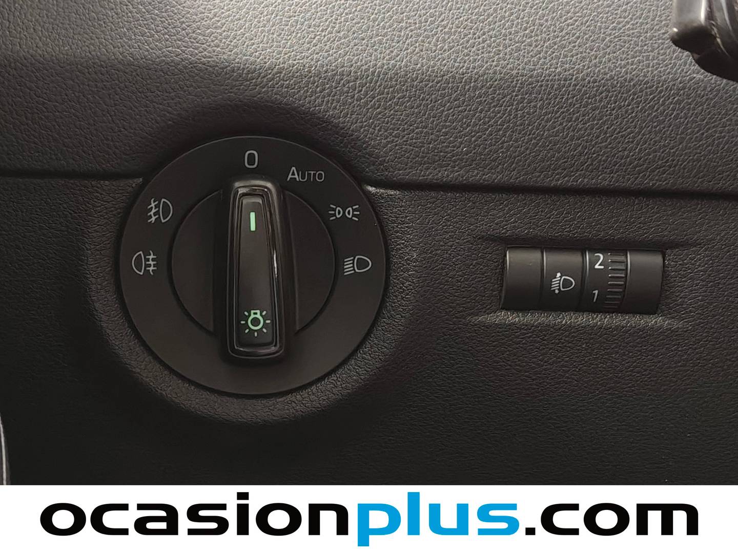 Skoda Octavia Skoda Octavia 1.6 TDI CR Like DSG (110 CV) de segunda mano