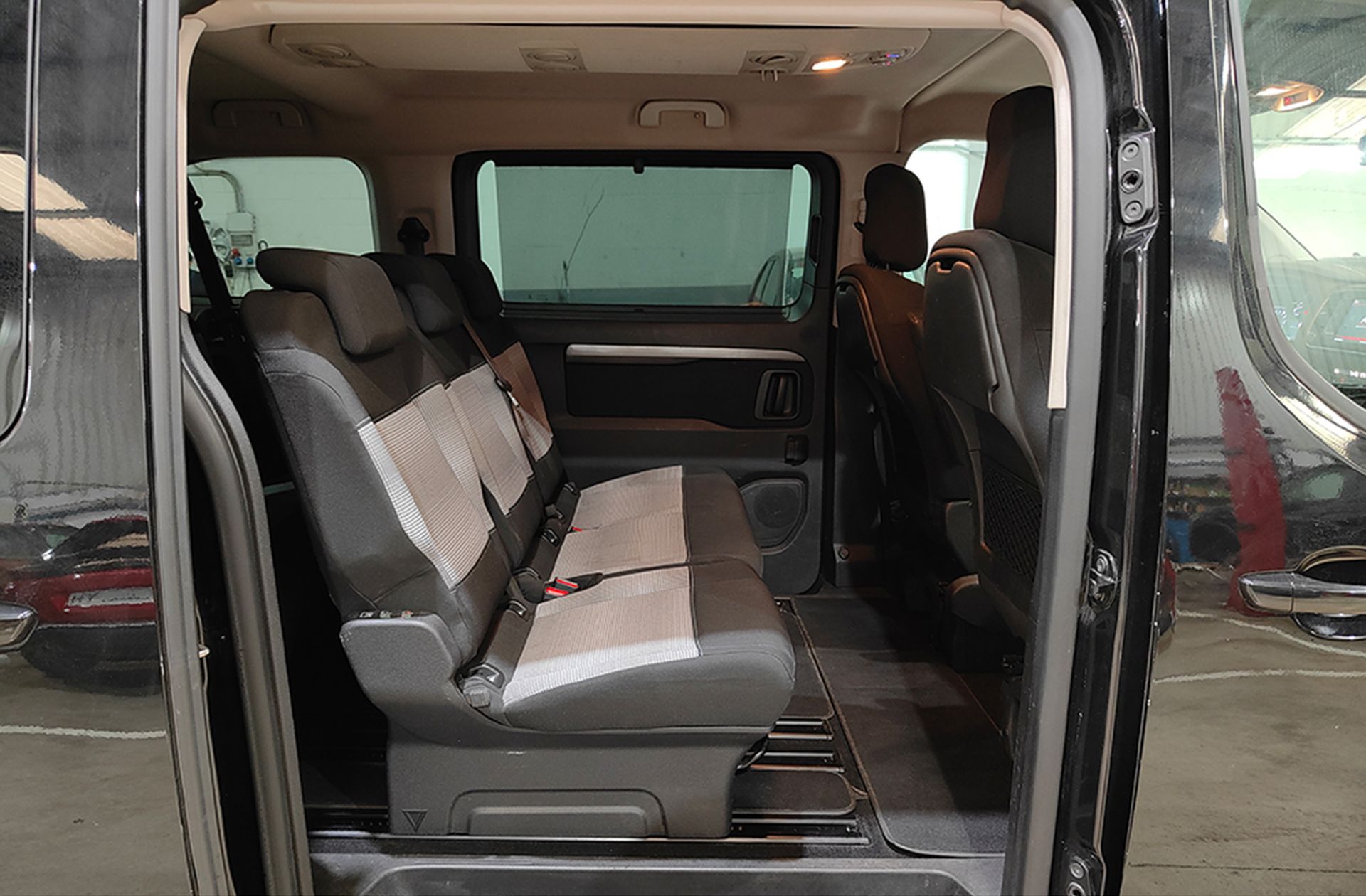 Citroën SpaceTourer BlueHDi 150 Feel Talla M - foto 19