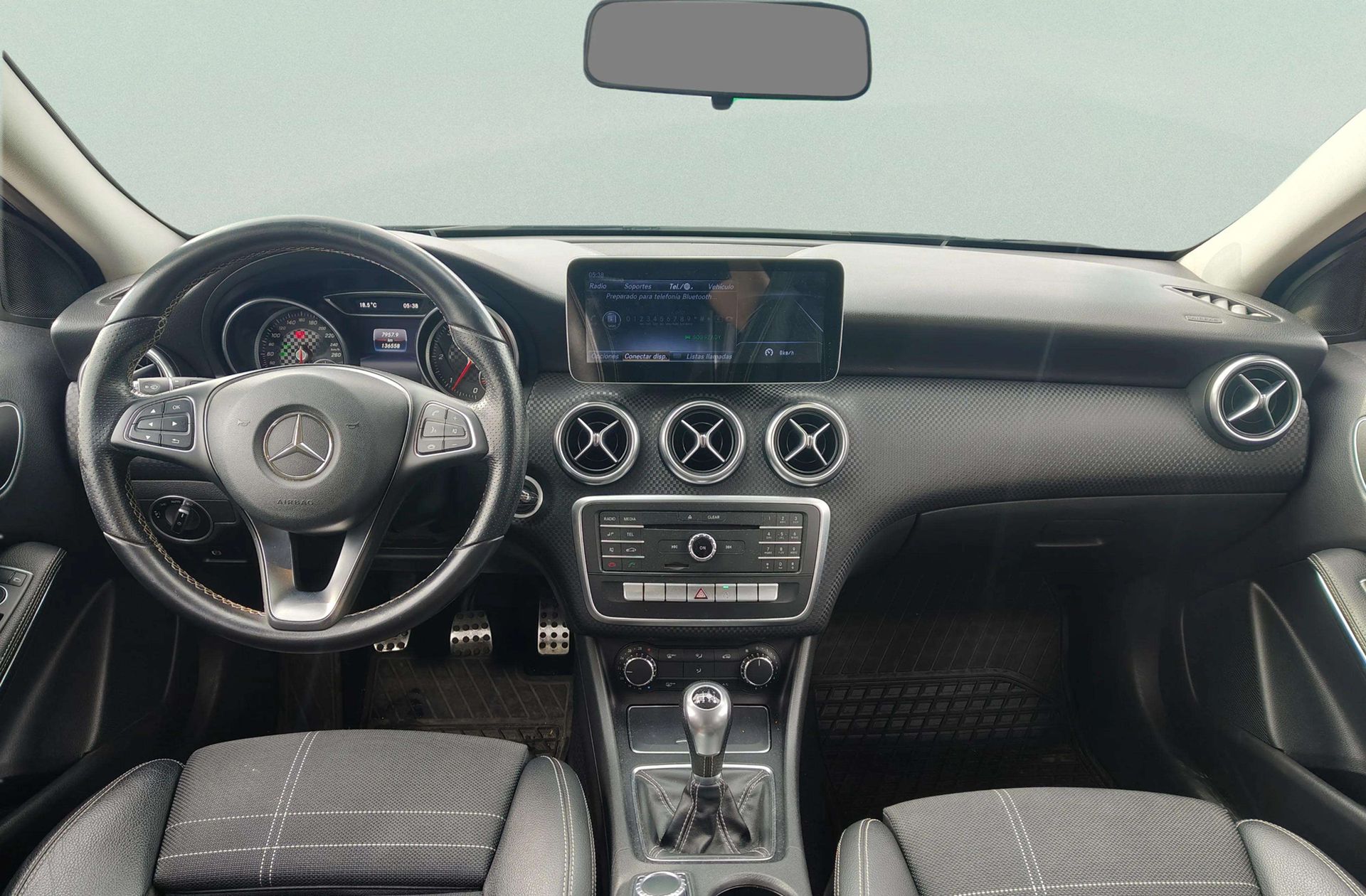 Mercedes-Benz Clase A 200 d Urban - foto 6