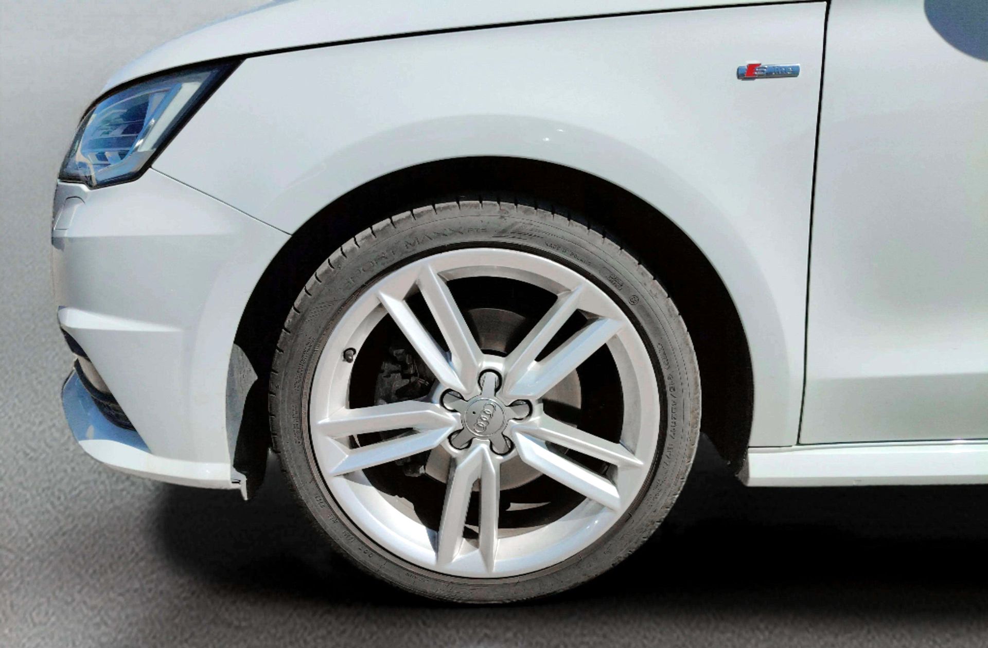 Audi A1 Sportback Adrenalin 1.6 TDI S Line - foto 30