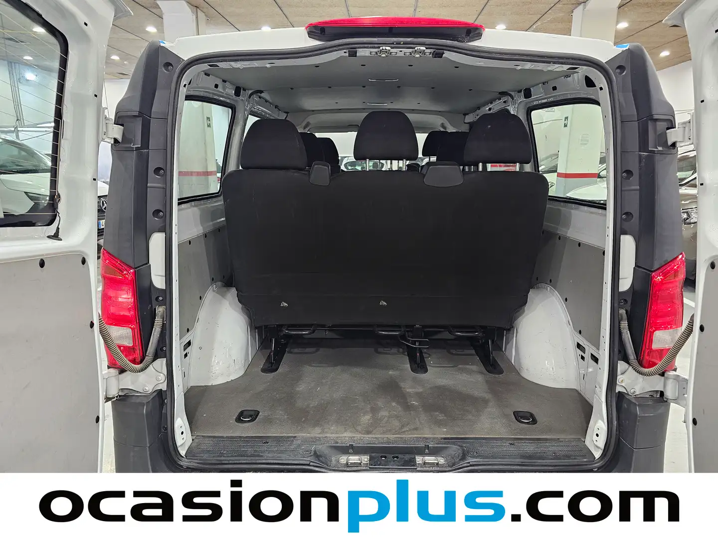 Foto Mercedes Vito Mercedes-Benz Vito Combi 114 CDI Tourer Base Larga (136 CV) 9 PLAZAS