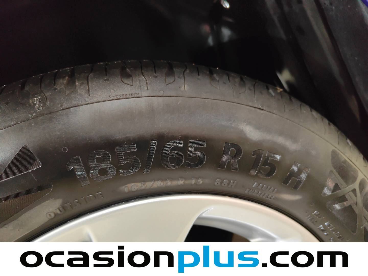 Foto Toyota Yaris Toyota Yaris 1.5 S-Edition  (125 CV)