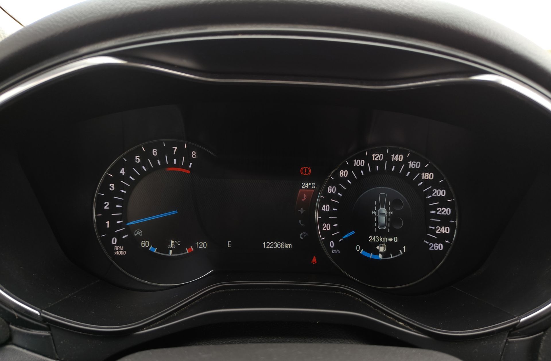 Ford Mondeo 1.5 EcoBoost Titanium - foto 21