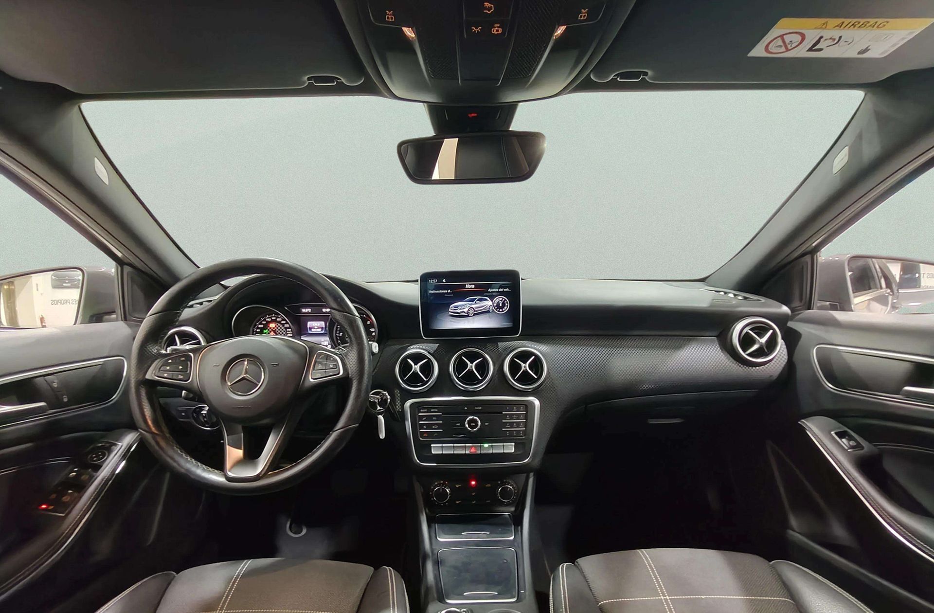 Mercedes-Benz Clase A 200 d Urban - foto 7