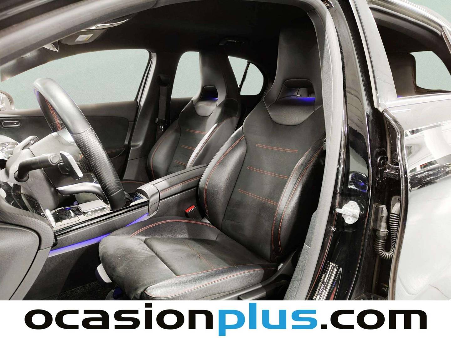 Foto asientos delanteros Mercedes Clase A Mercedes-Benz Clase A Clase A 200 d (150 CV)