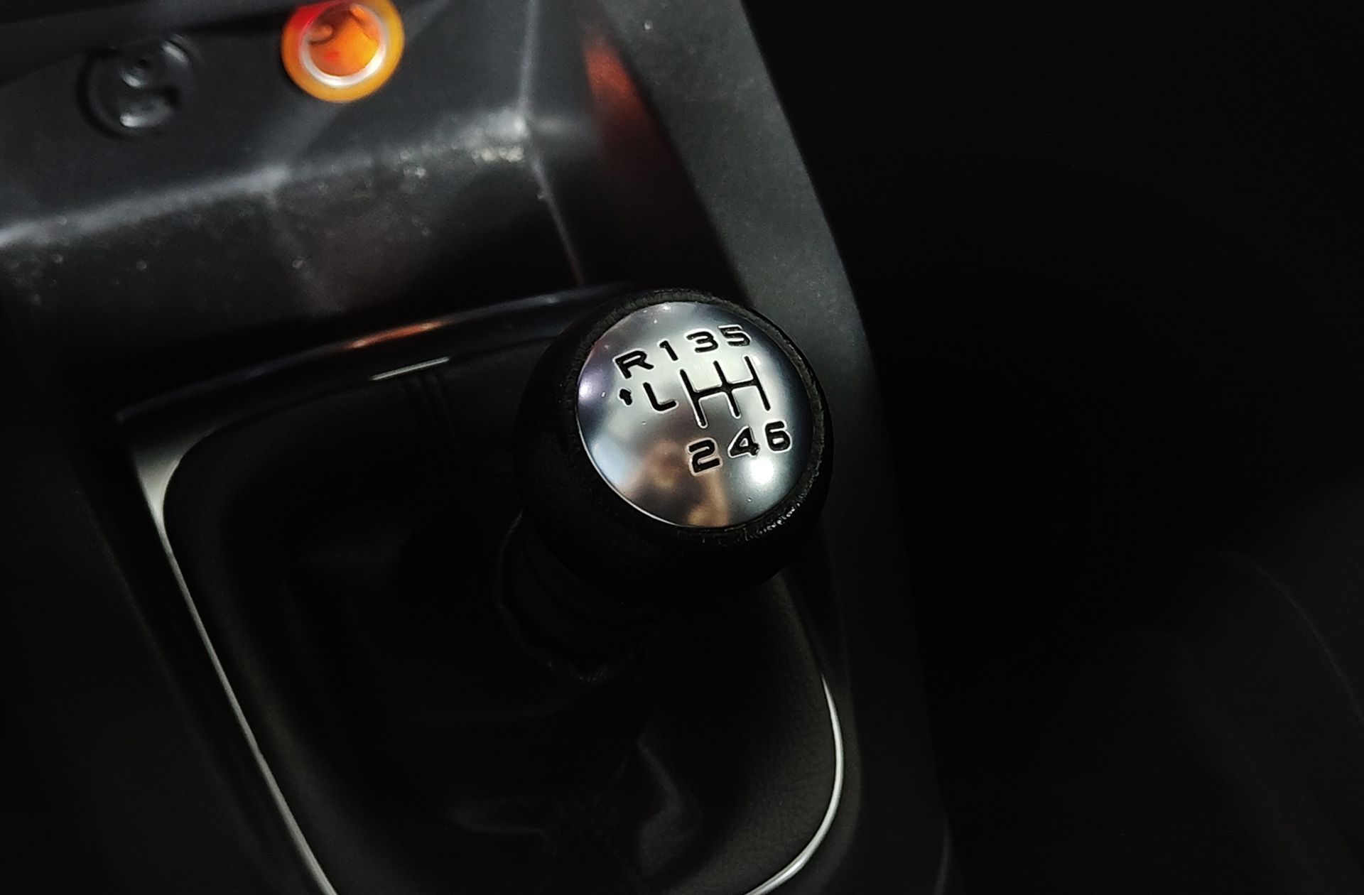 Citroën C4 1.6 HDi Tonic - foto 5