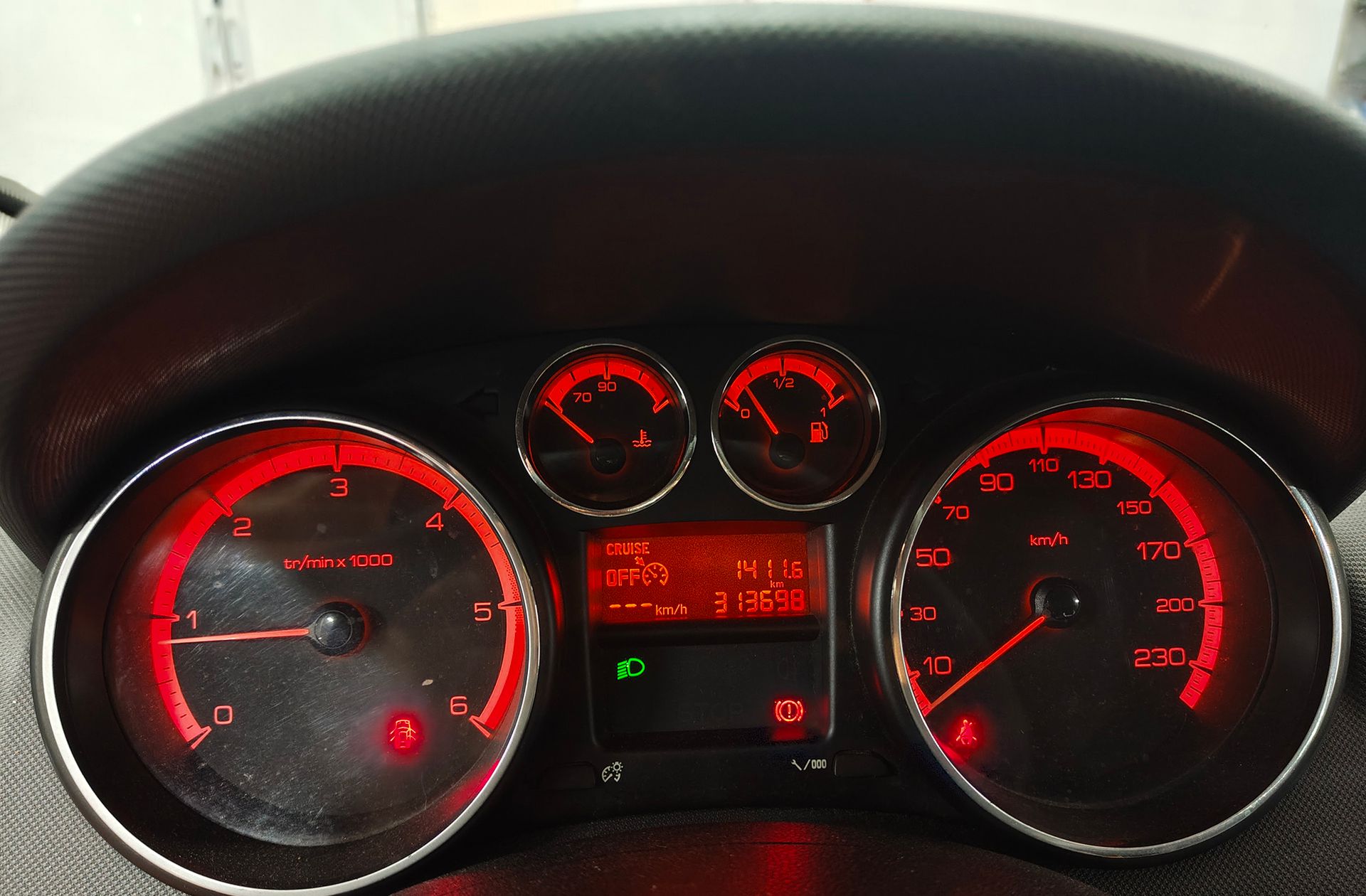 Peugeot 308 1.6 HDi Confort - foto 19