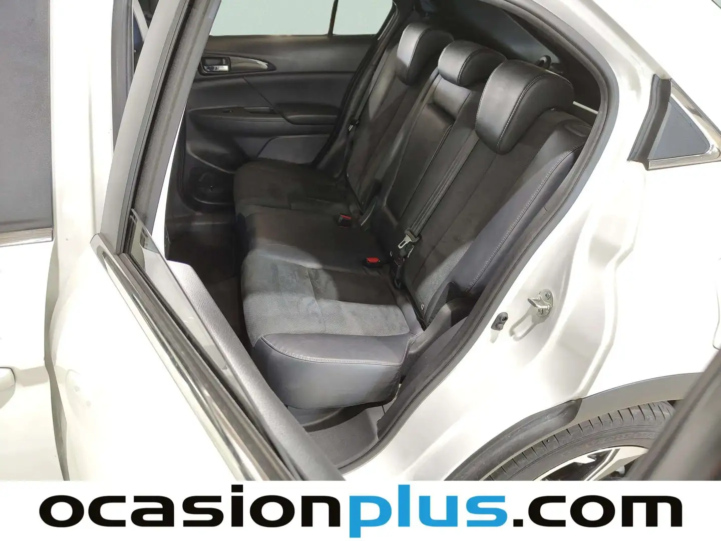 Foto Mitsubishi Eclipse Cross Mitsubishi Eclipse Cross 2.4 PHEV Kaiteki 4WD Auto (188 CV)