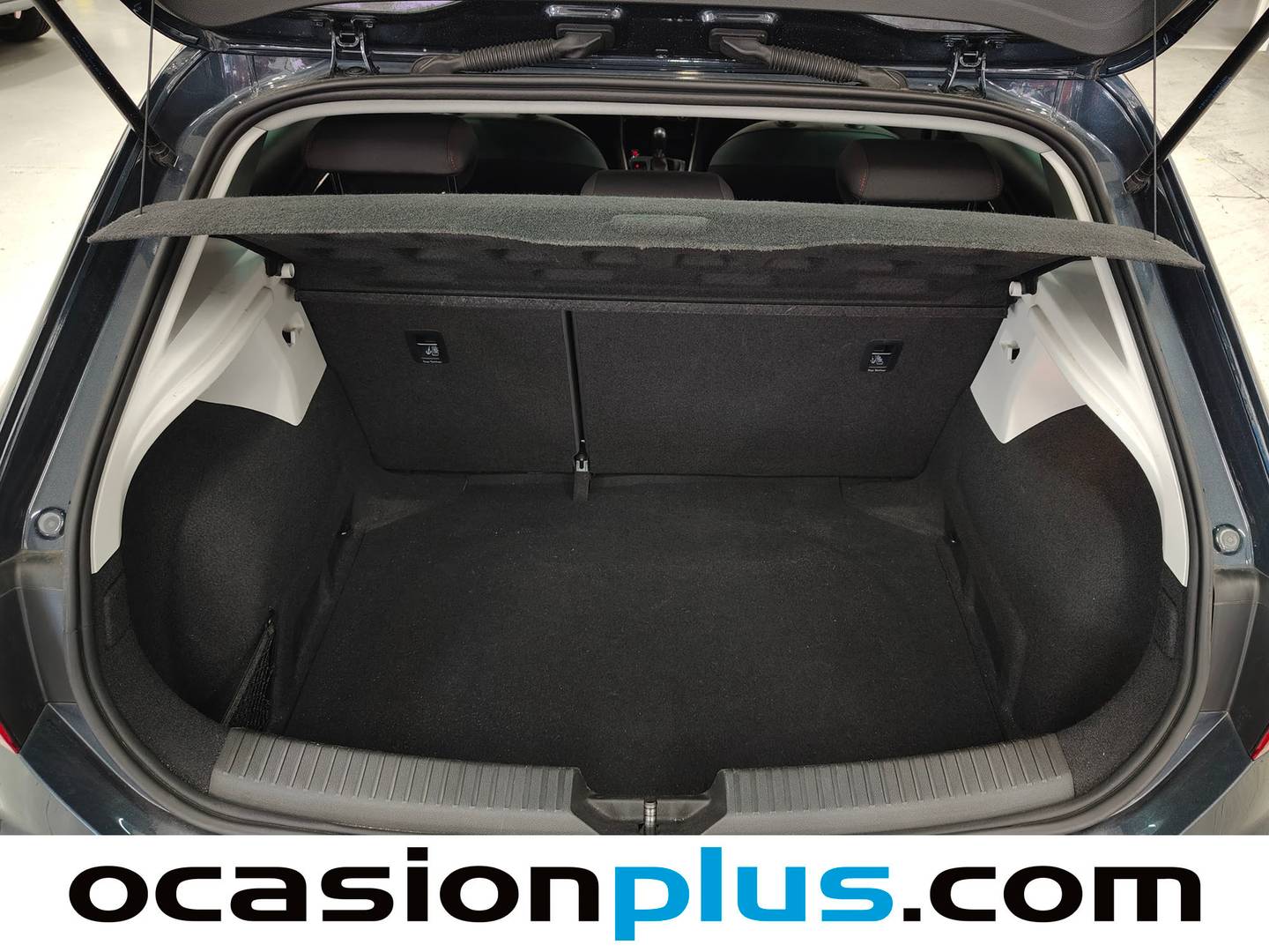 Fotos maletero Seat León Seat León 2.0 TSI S&S FR Edition Plus DSG (190 CV)