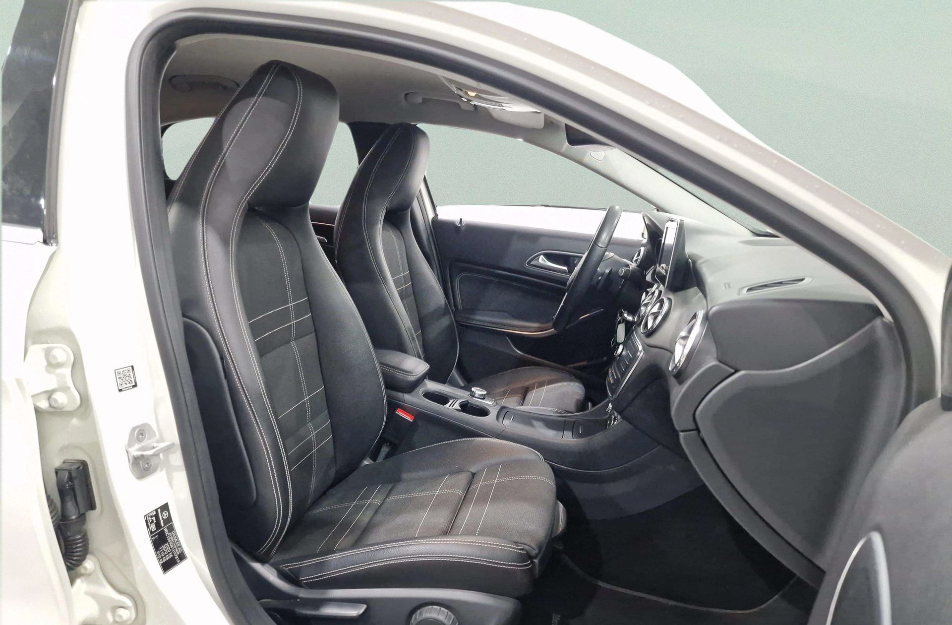 Mercedes-Benz GLA 200 d Style - foto 18