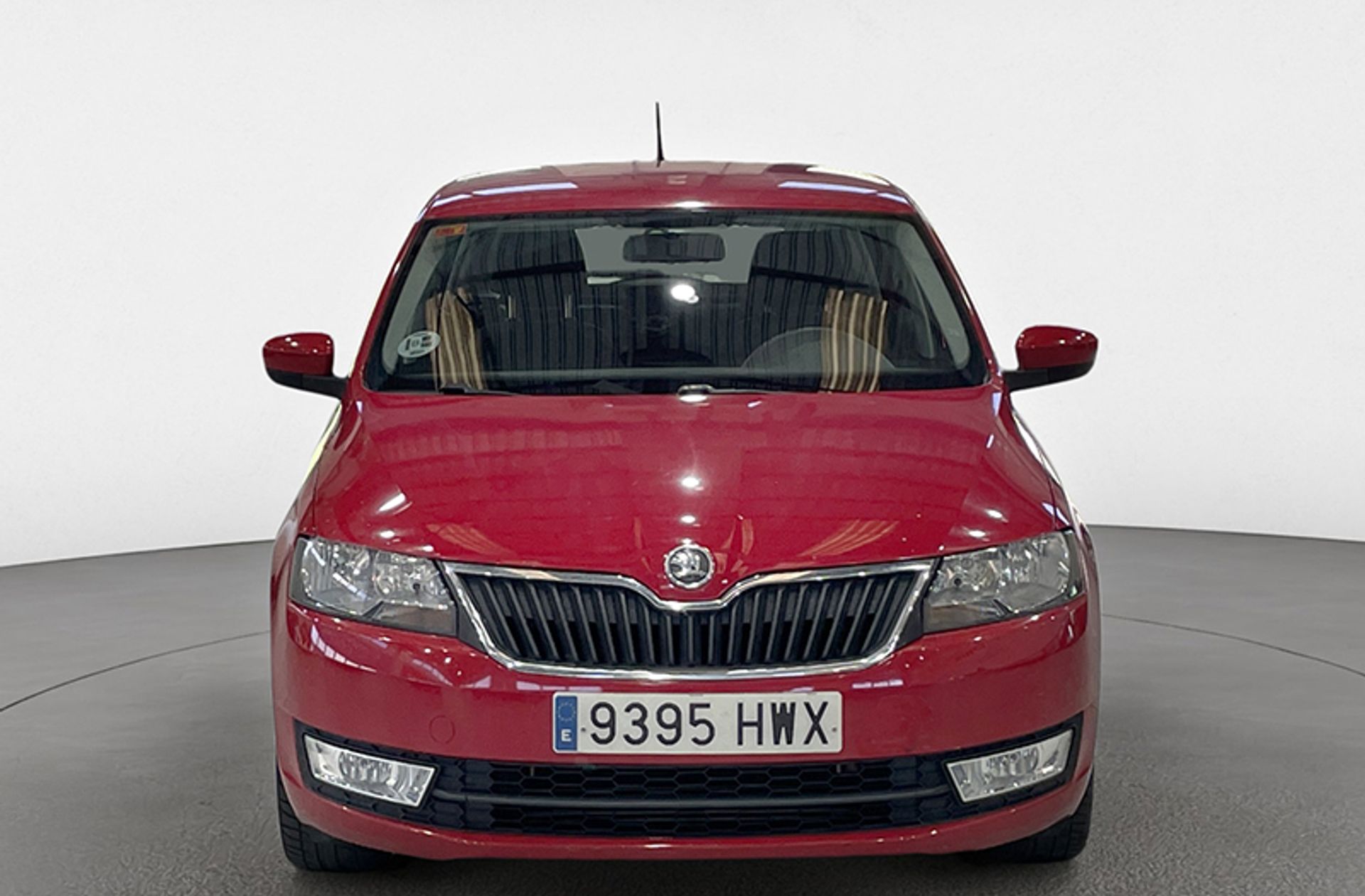 Škoda Rapid Spaceback 1.6 TDI CR Ambition - foto 12