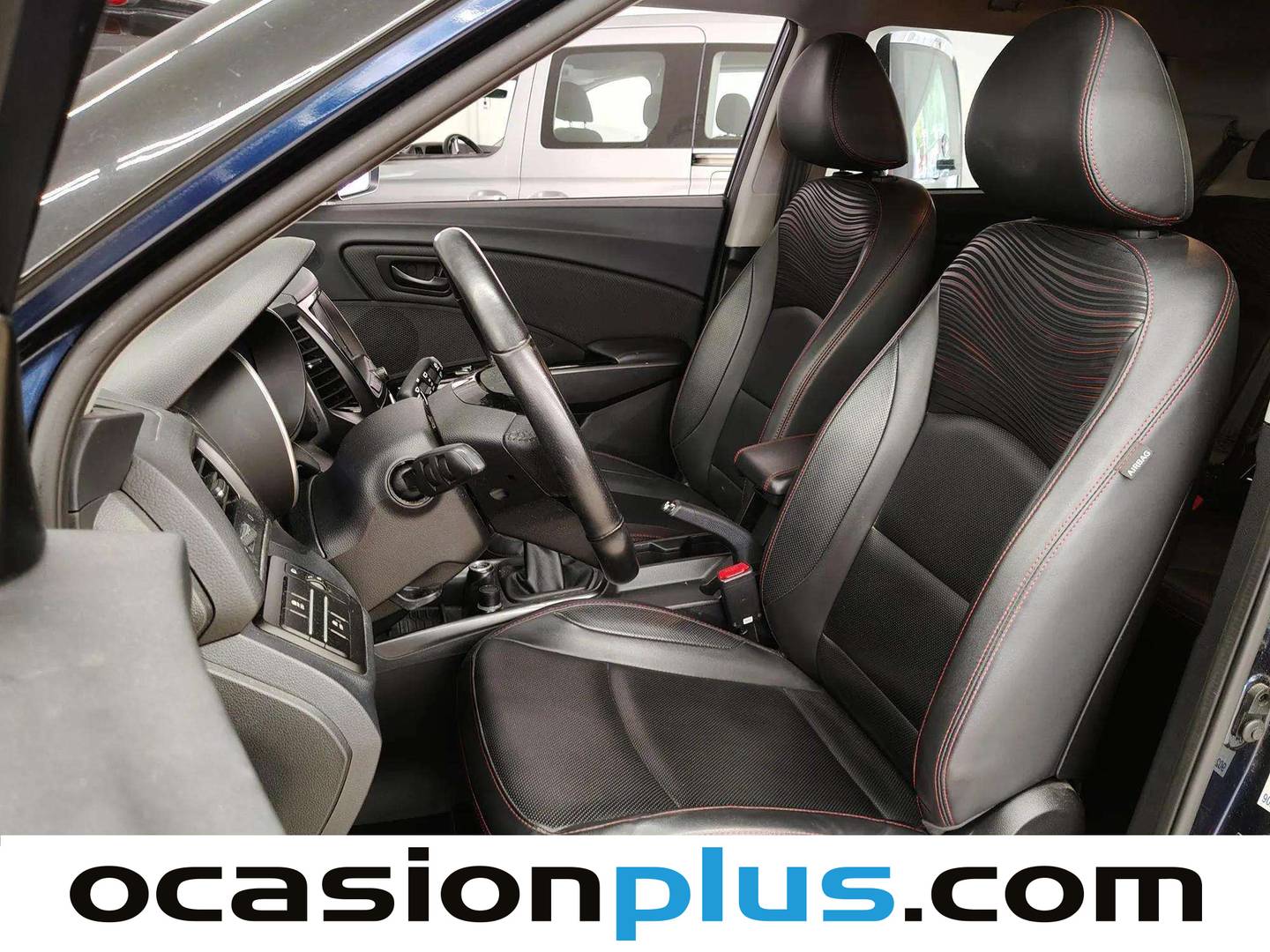 Foto asientos delanteros SsangYong XLV SsangYong XLV G16 Premium 4x2 (128 CV)