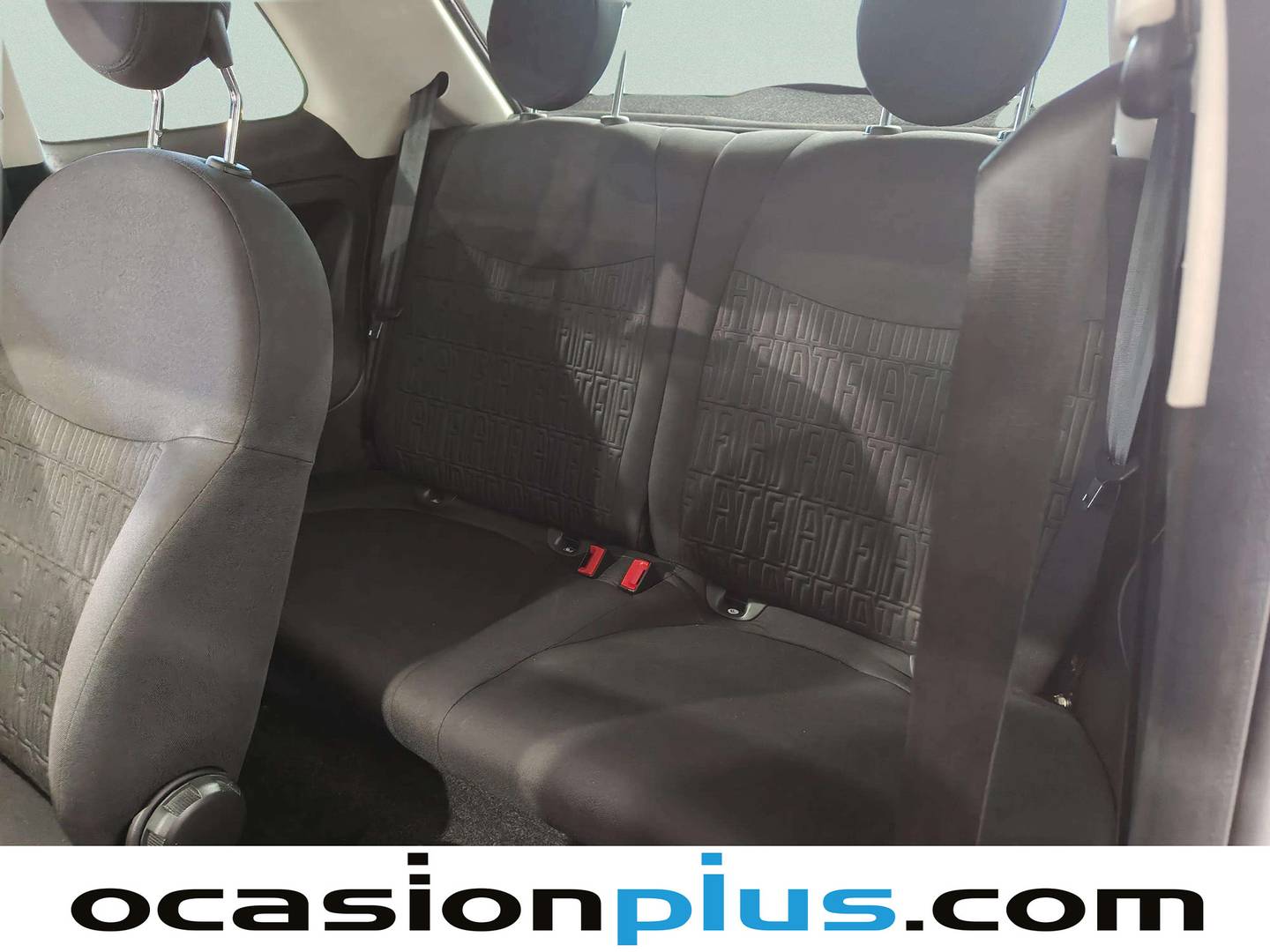 Foto asientos traseros Fiat 500 Fiat 500 1.0 Hybrid Dolcevita (70 CV)