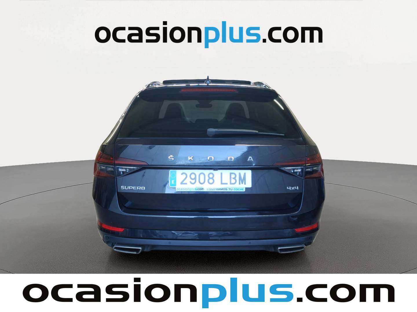 Foto Skoda Superb Skoda Superb Combi 2.0 TSI Sportline 4x4 DSG (272 CV)