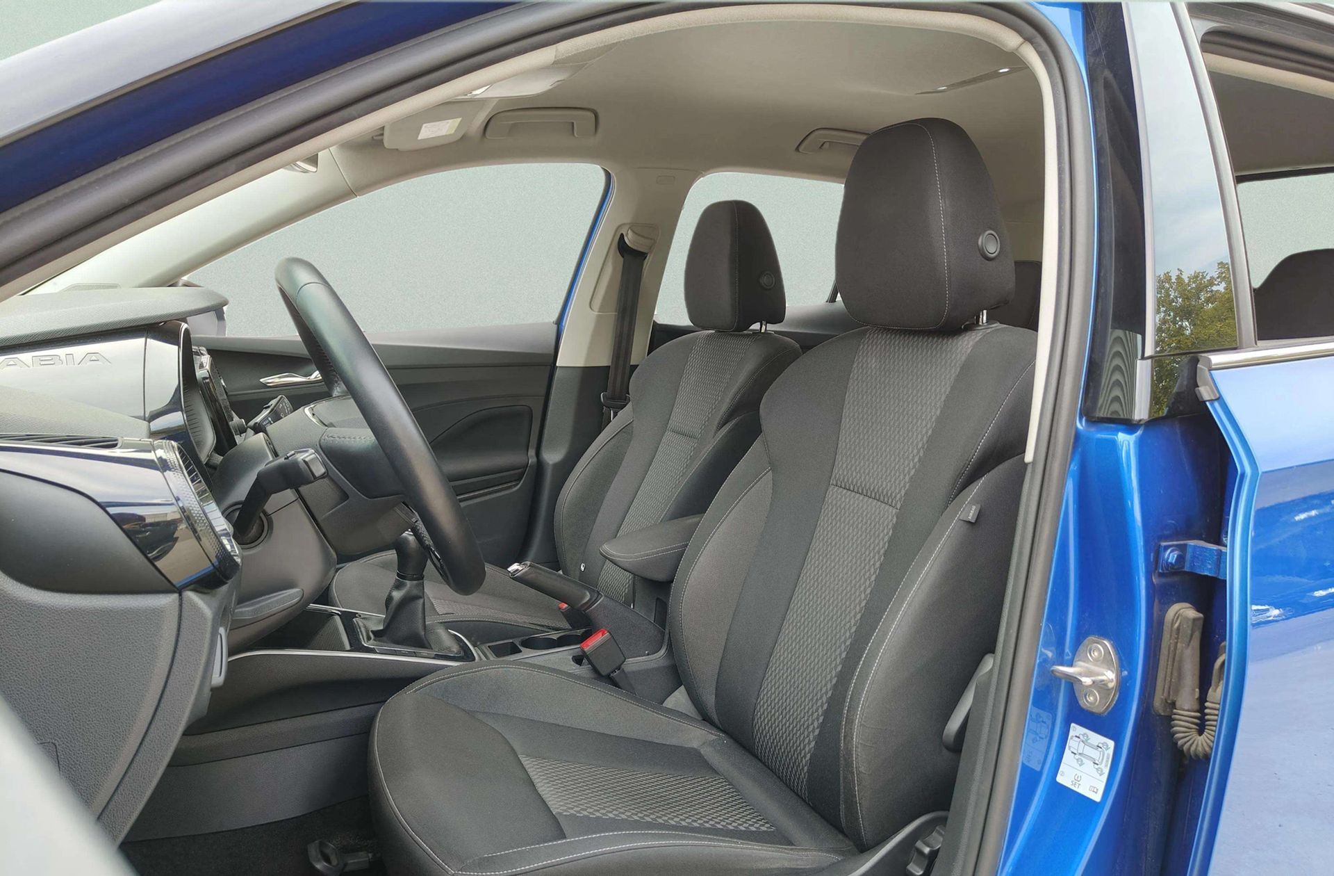 Škoda Fabia 1.0 TSI Style - foto 10