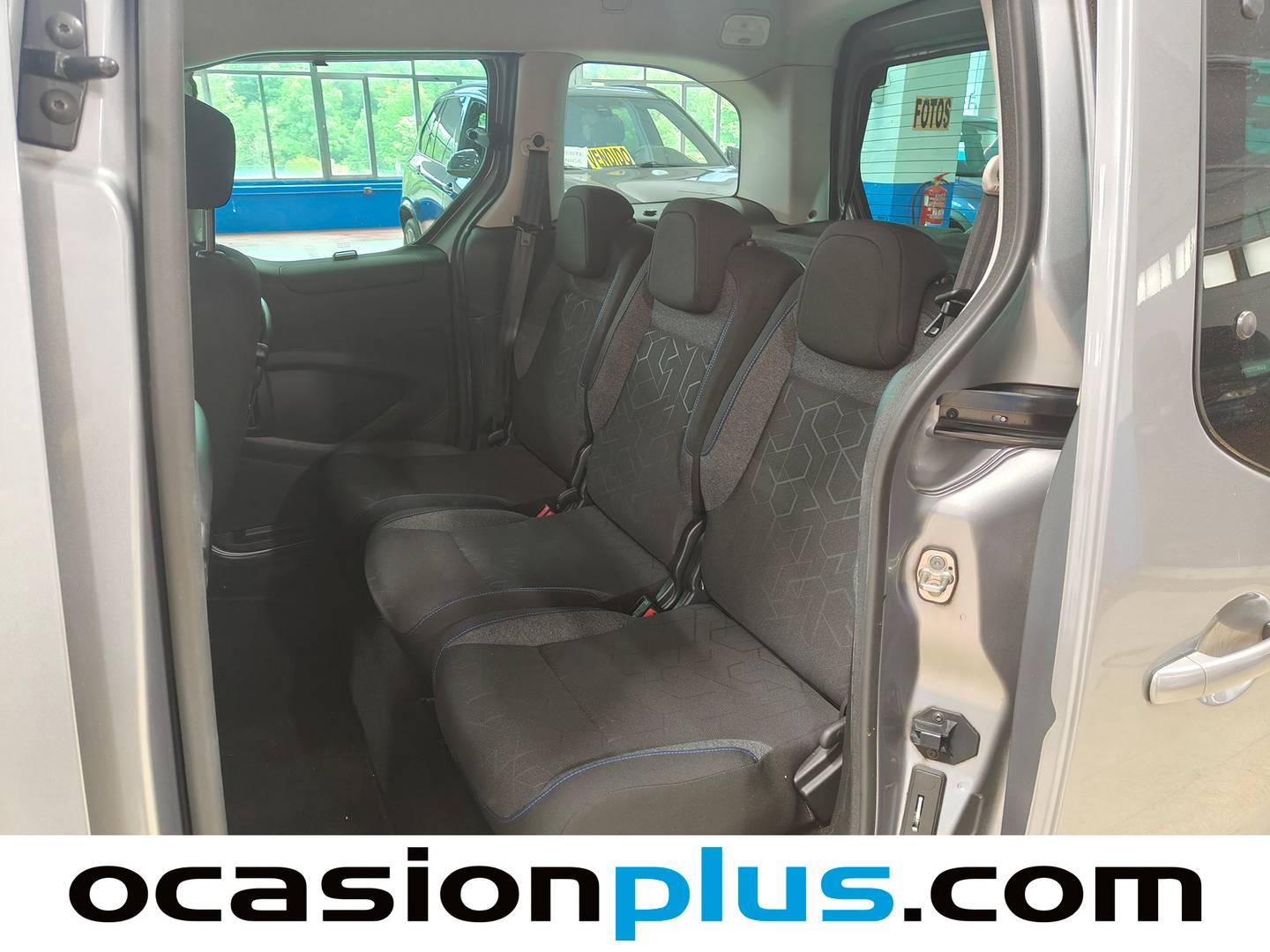 Foto asientos traseros Peugeot Partner Peugeot Partner Tepee Tepee Combi BlueHDI 100 Style (100 CV)