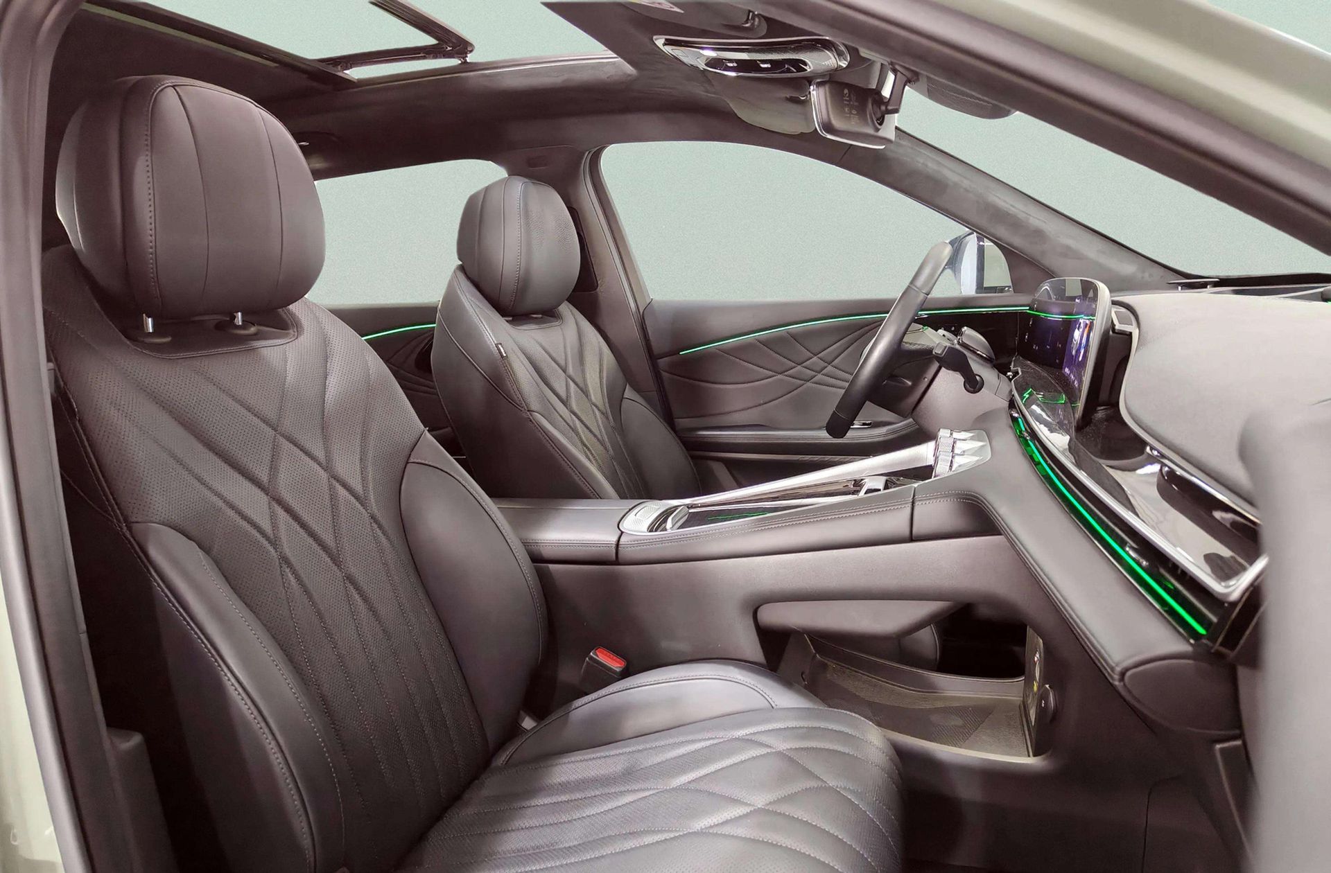 Omoda 9 1.5 T-GDi SHS Premium AWD - foto 22