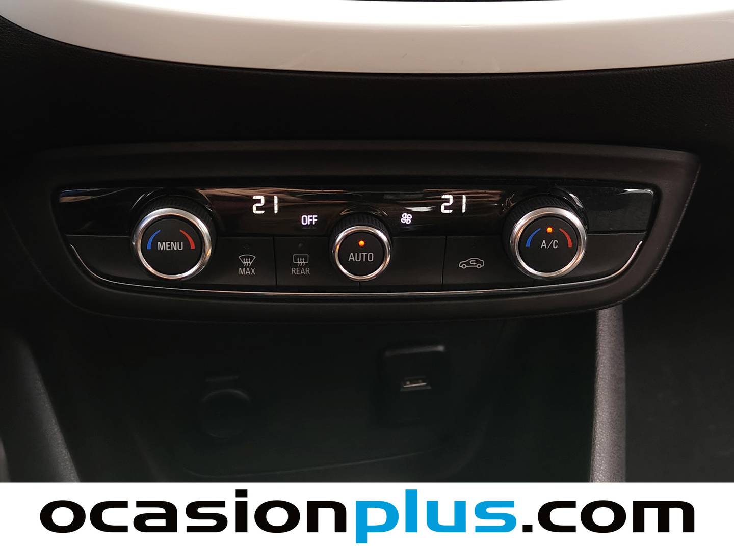 Foto Opel Crossland X Opel Crossland X 1.5 D Opel 2020 (102 CV)