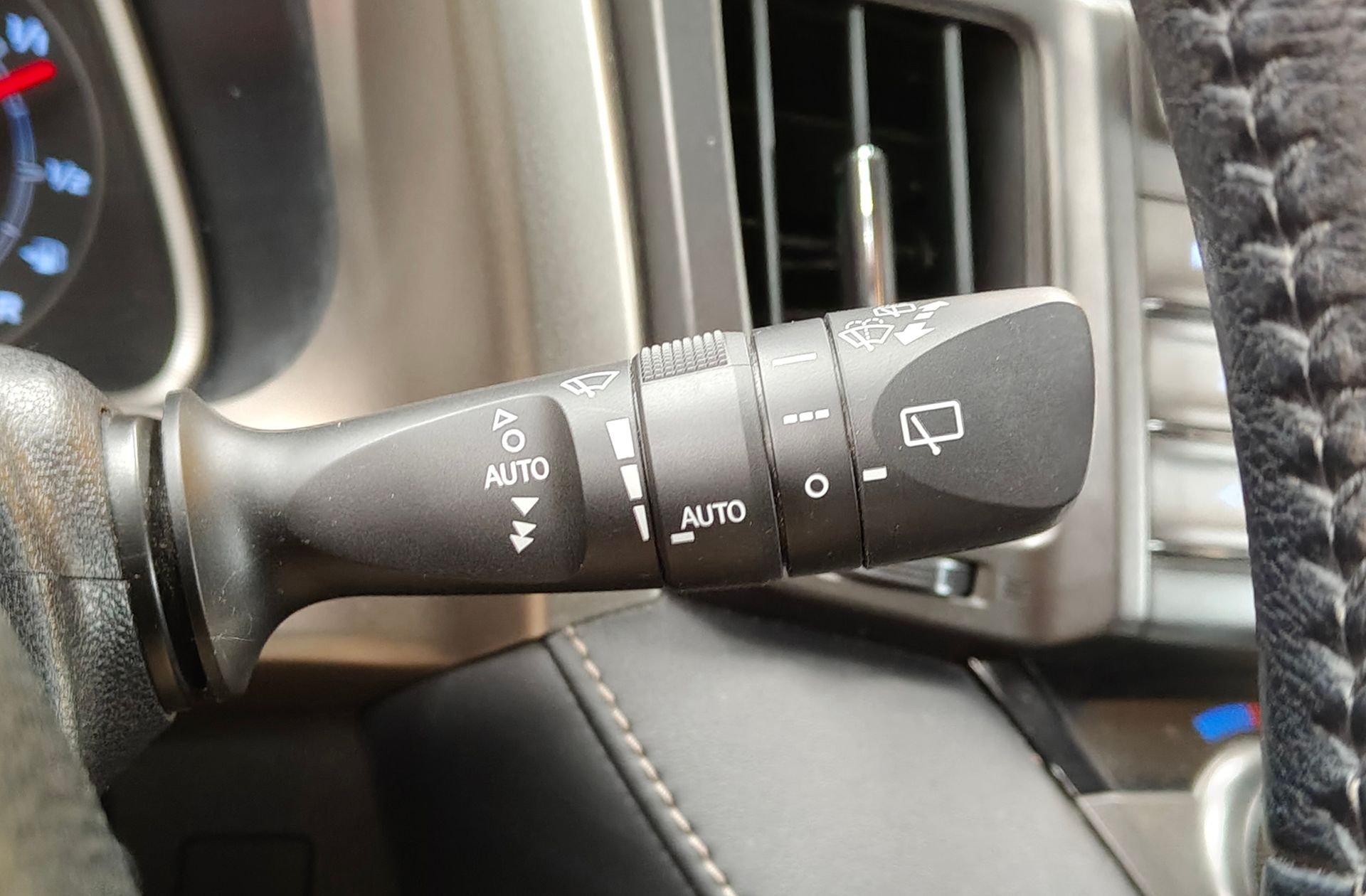 Toyota RAV4 120D Advance 4x2 - foto 27