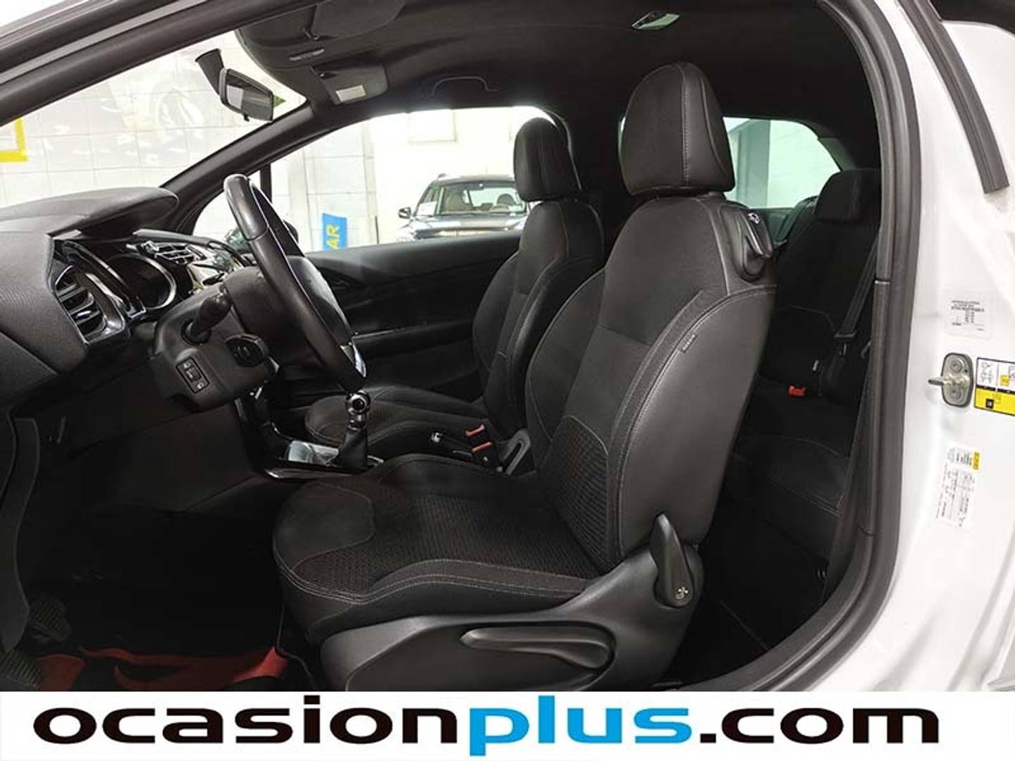 DS DS 3 DS DS3 PureTech 82 Desire (82 CV) manual