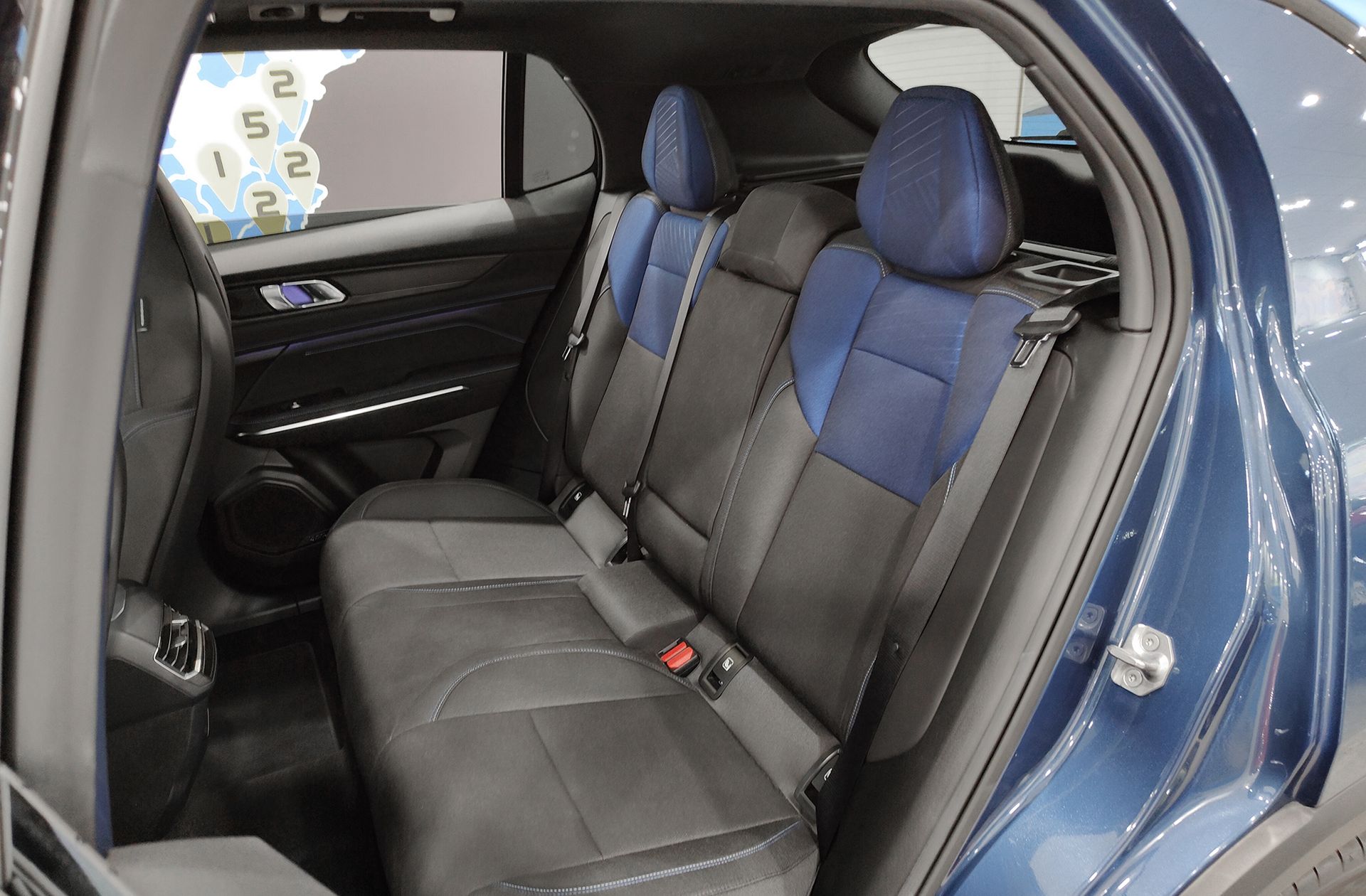 Lynk & Co 01 1.5 PHEV - foto 16