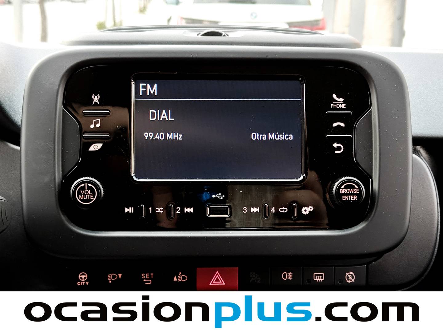 Equipamiento del Fiat Panda Fiat Panda 1.0 Hybrid (70 CV)