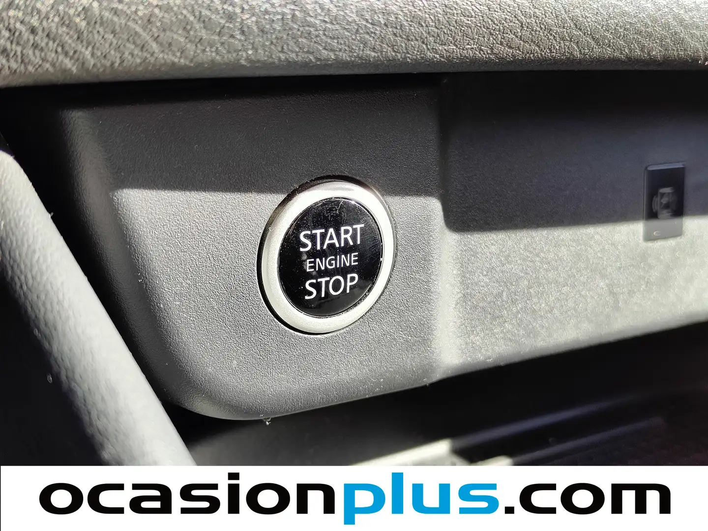 Foto Nissan QASHQAI Nissan Qashqai DIG-T 140 N-Connecta (140 CV)