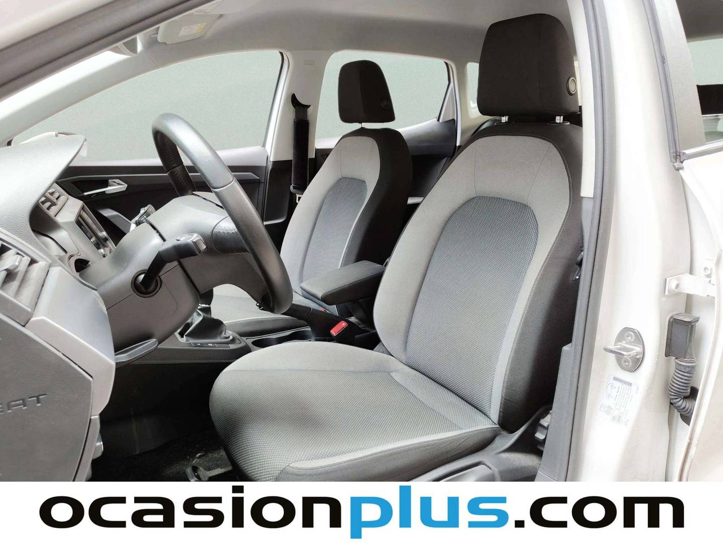 Foto asientos delanteros Seat Ibiza Seat Ibiza 1.0 TSI Style Plus (115 CV)