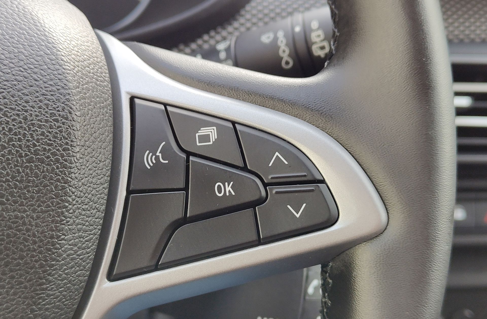 Dacia Sandero Expression ECO-G - foto 22