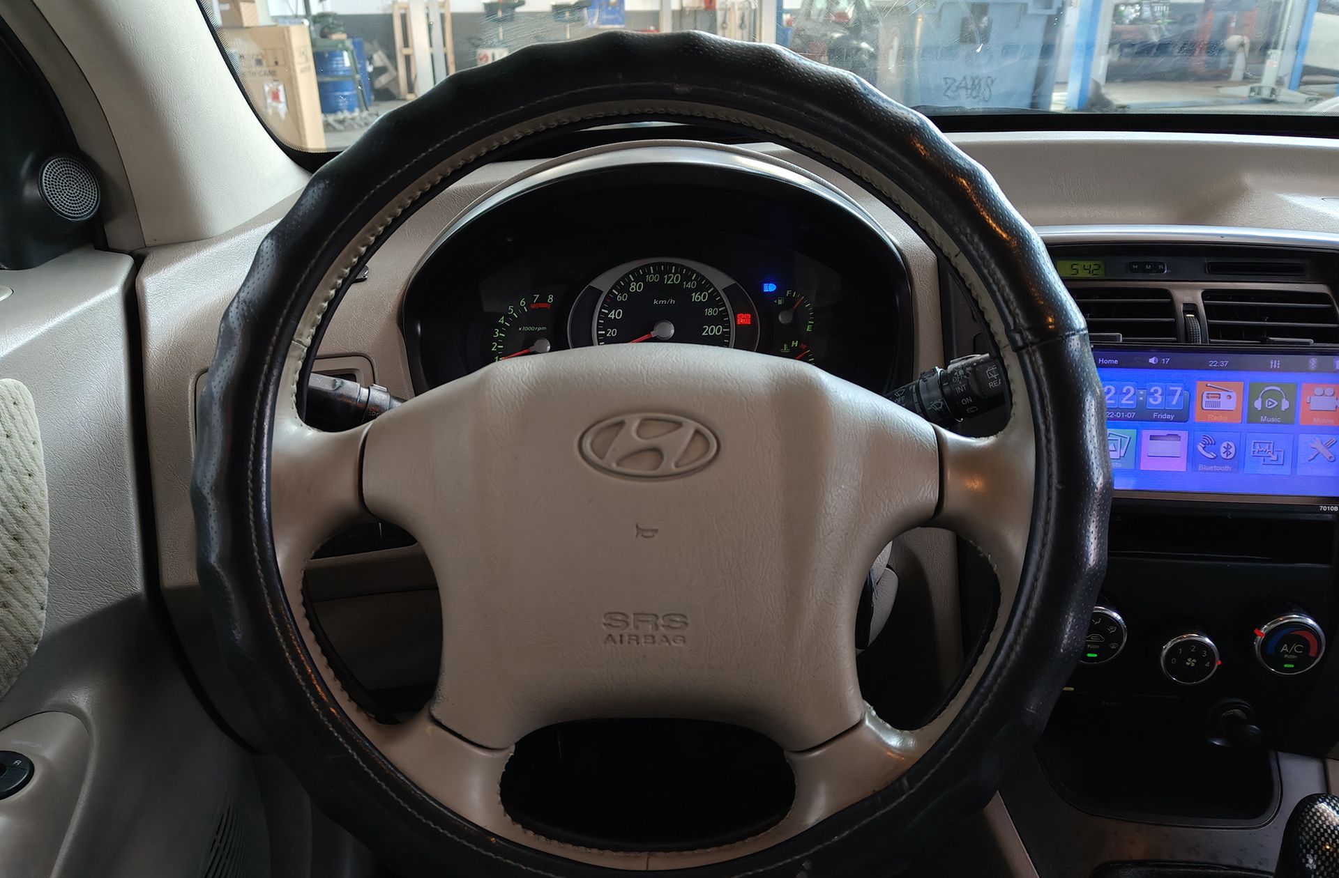 Hyundai Tucson 2.0 Comfort - foto 17