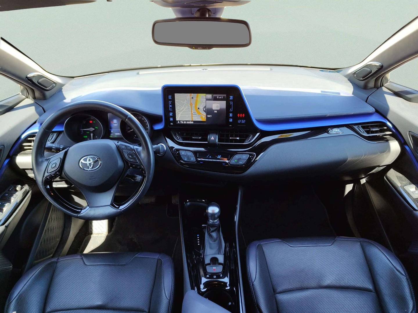 Toyota C-HR Toyota C-HR 1.8 125H Launch Edition (122 CV) de ocasión