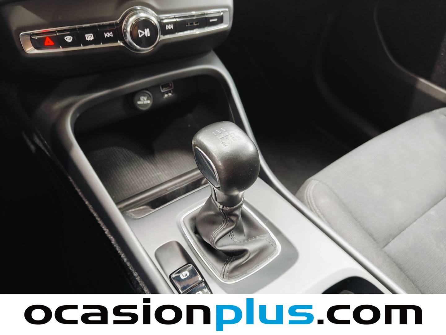Volvo XC40 Volvo XC40 T2 Momentum Core (129 CV) de segunda mano