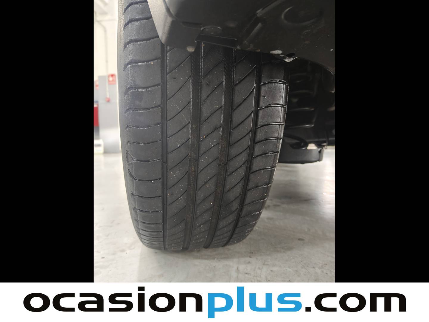 Foto Peugeot 2008 Peugeot 2008 PureTech 100 S&S Allure  (100 CV)