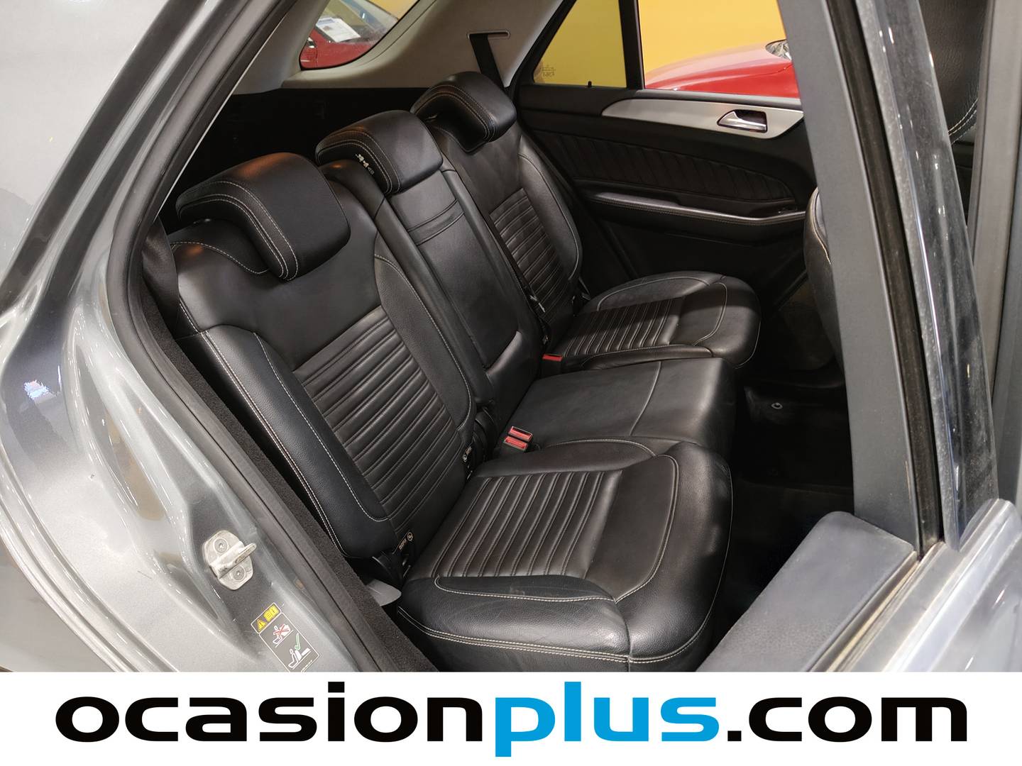 Foto asientos traseros Mercedes Clase GLE Mercedes GLE 350 d 4Matic Pack AMG (258 CV)