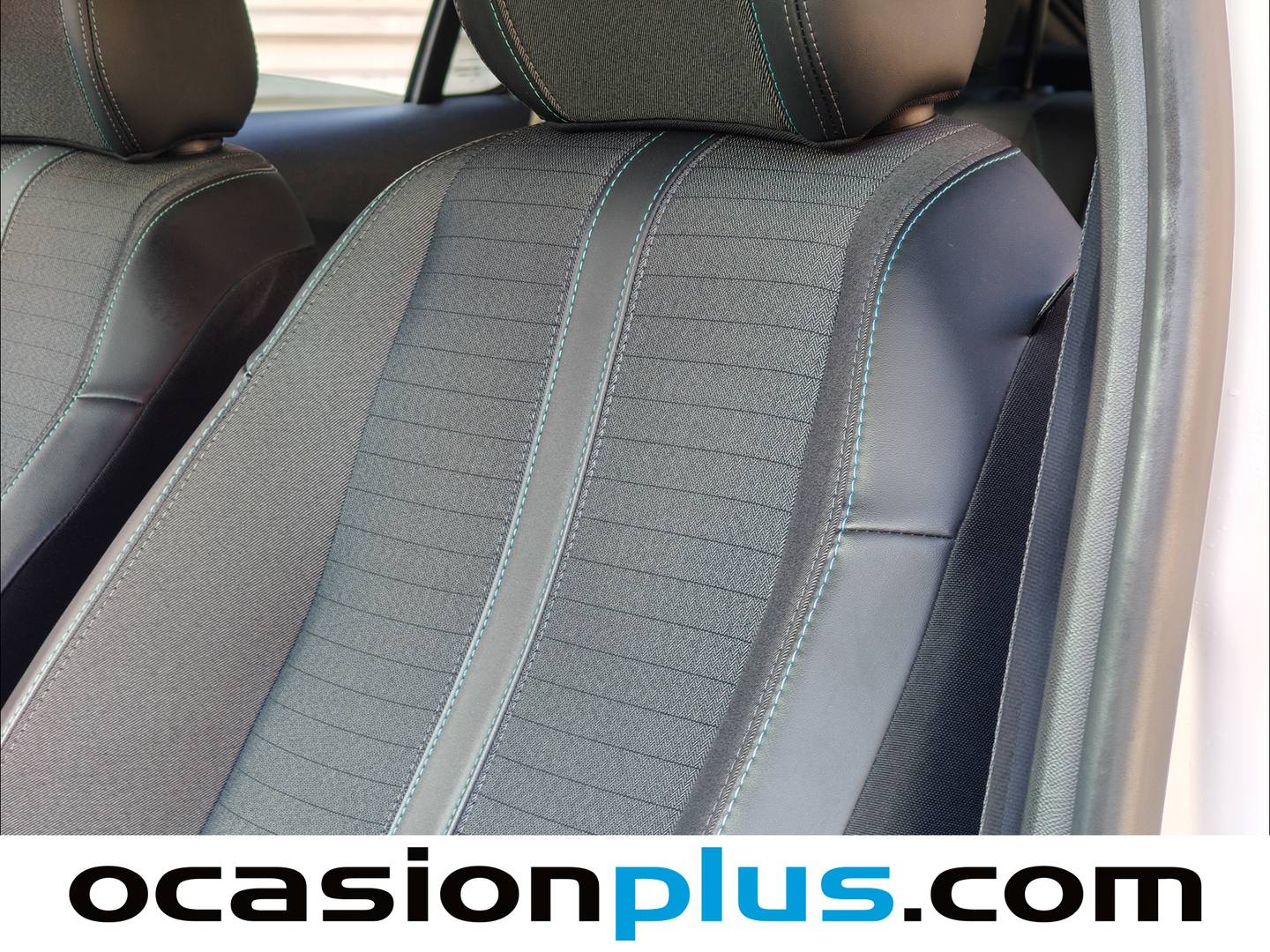 Foto Peugeot 208 Peugeot 208 PureTech 100 Allure  (100 CV)