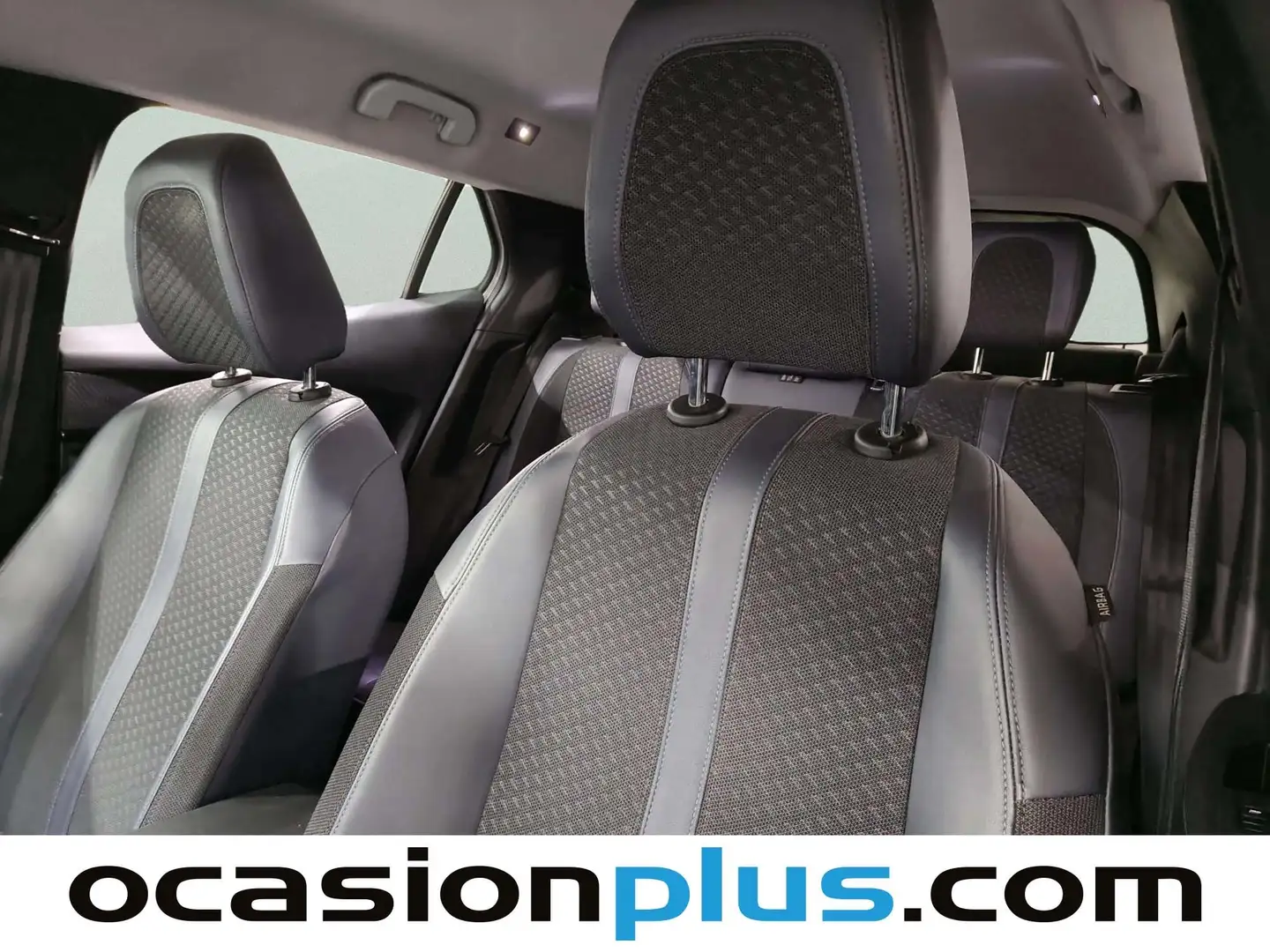 Foto Peugeot 2008 Peugeot 2008 PureTech 130 S&S Allure (130 CV)