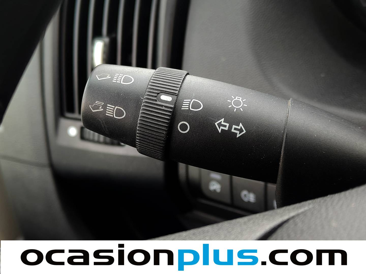 Foto Citroën Jumper Citroen Jumper Furgon BlueHDi 140 35 L3H2 (140 CV)