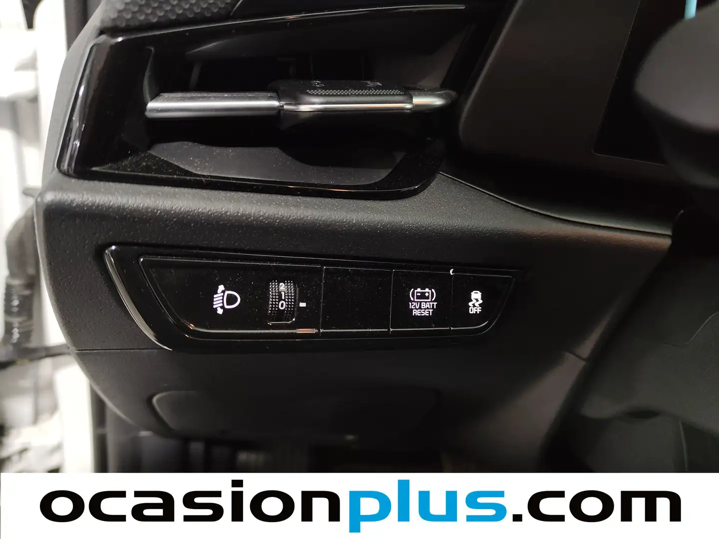 Foto KIA Niro Kia Niro 1.6 GDi HEV Concept (141 CV)