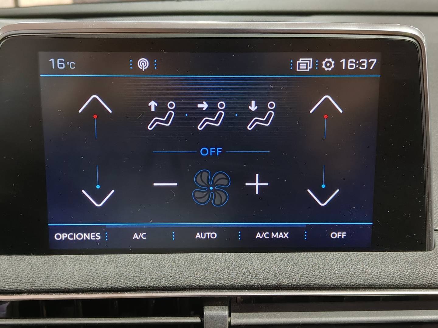 Foto Peugeot 3008 Peugeot 3008 PureTech 130 S&S Allure EAT8 (130 CV)