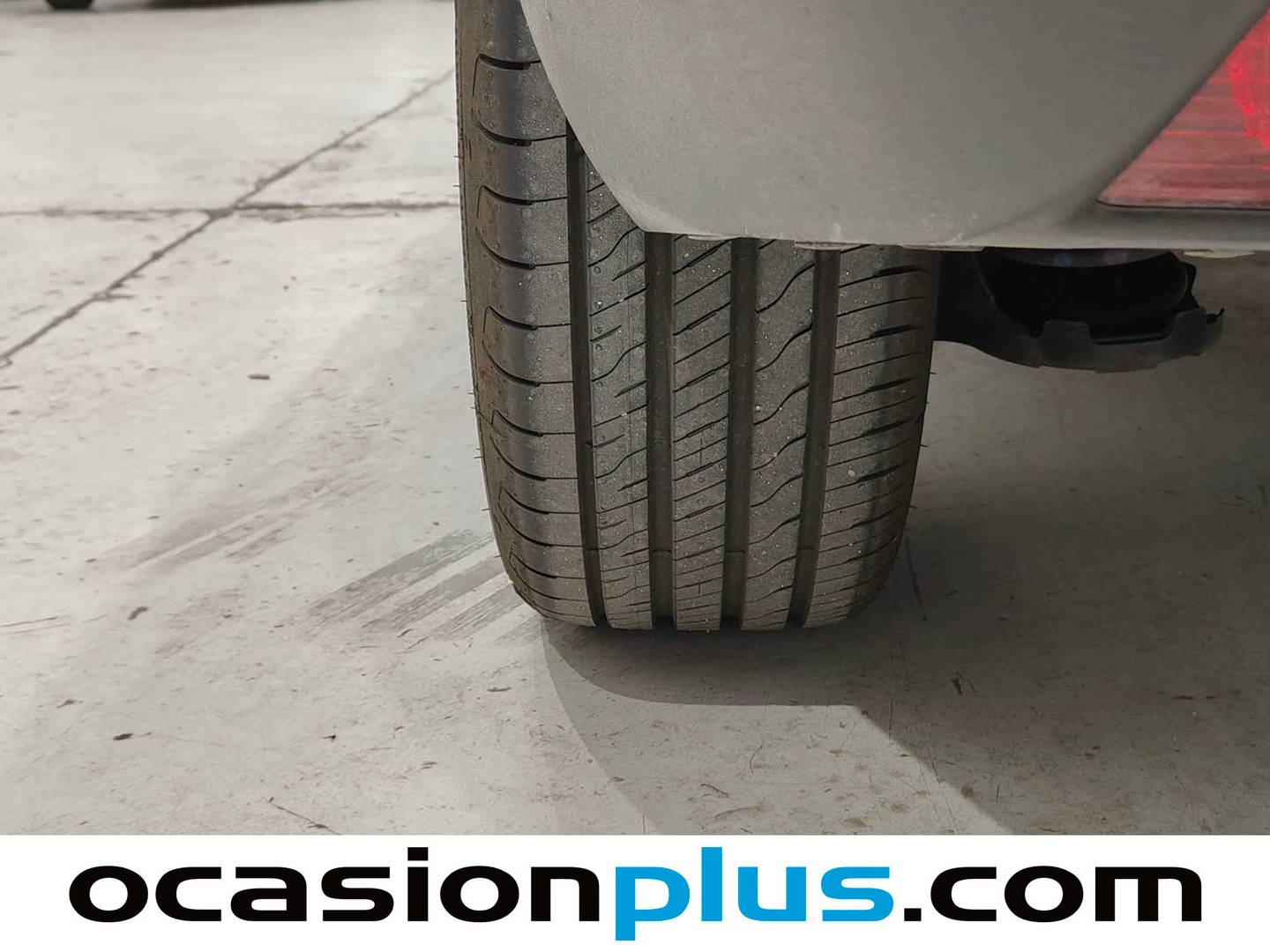 Foto Peugeot 2008 Peugeot 2008 BlueHDi 100 S&S Allure (100 CV)