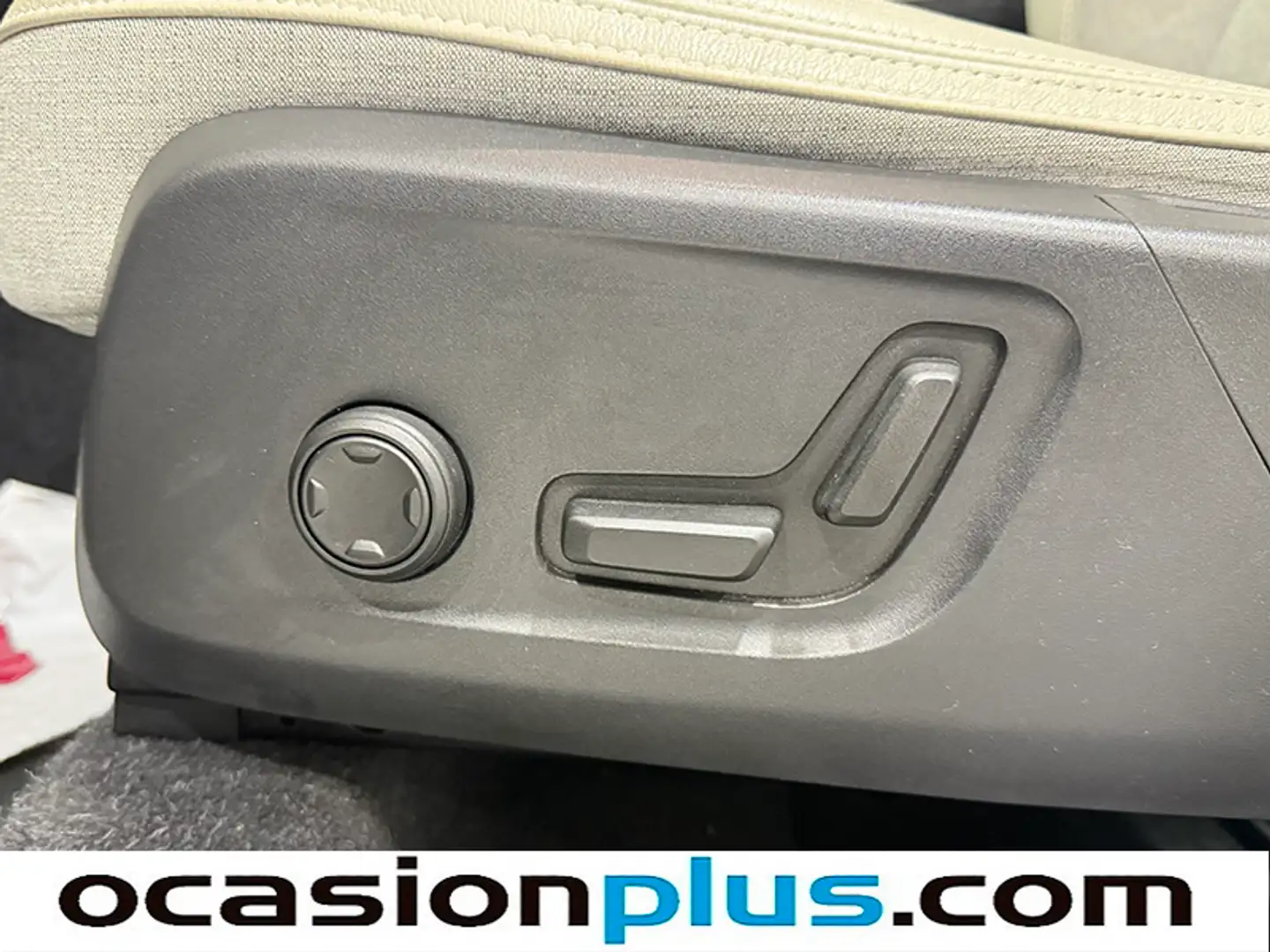 Foto Volvo XC40 Volvo XC40 T3 (163 CV)