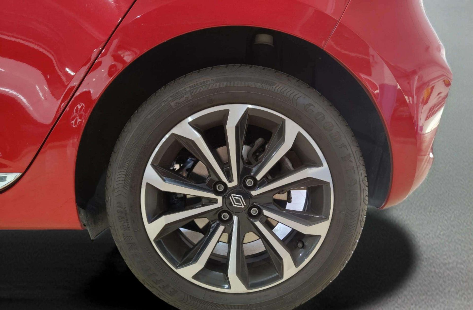 Renault Clio Techno TCe - foto 34