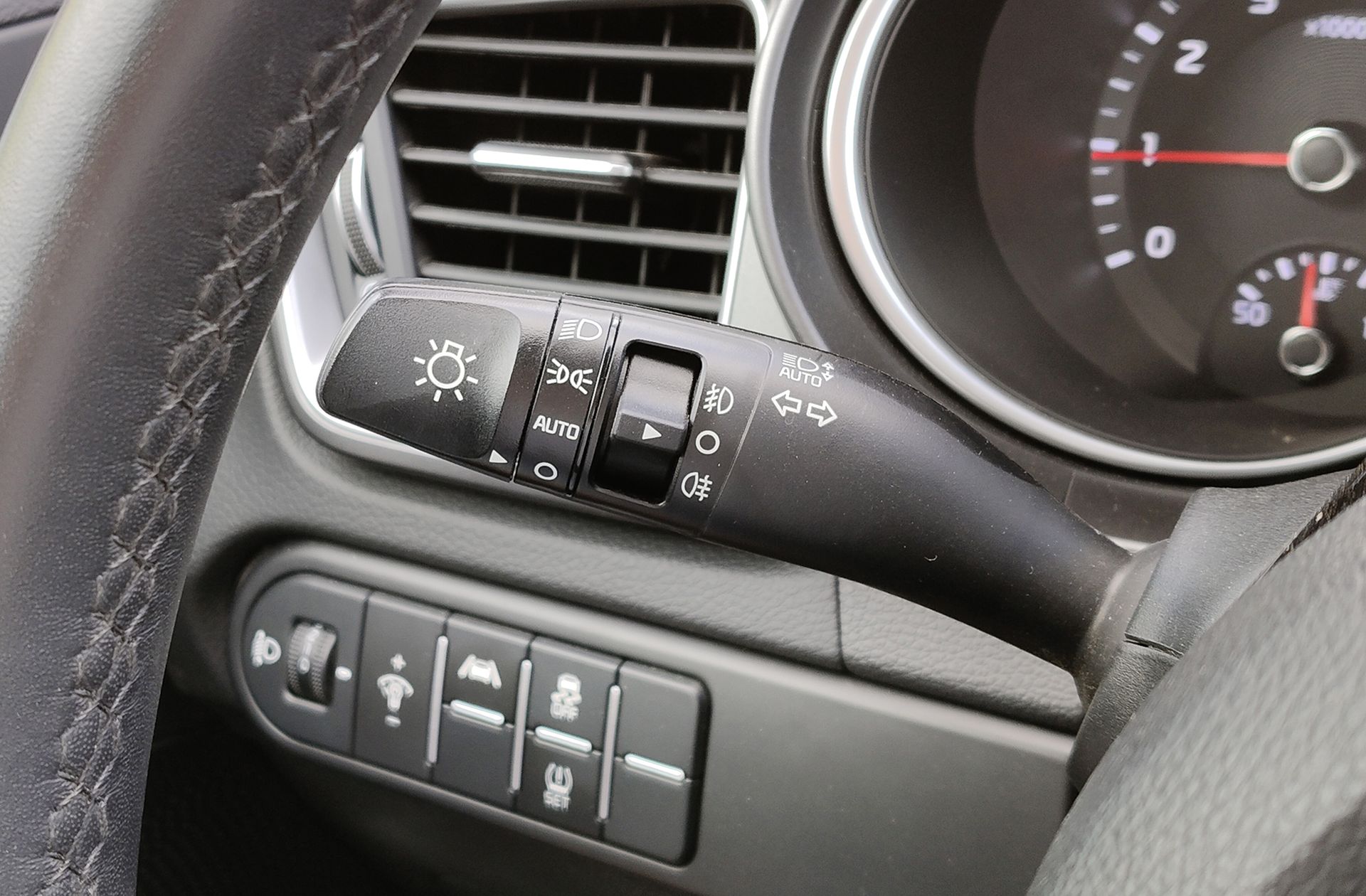 Kia XCeed 1.0 T-GDi Drive - foto 25