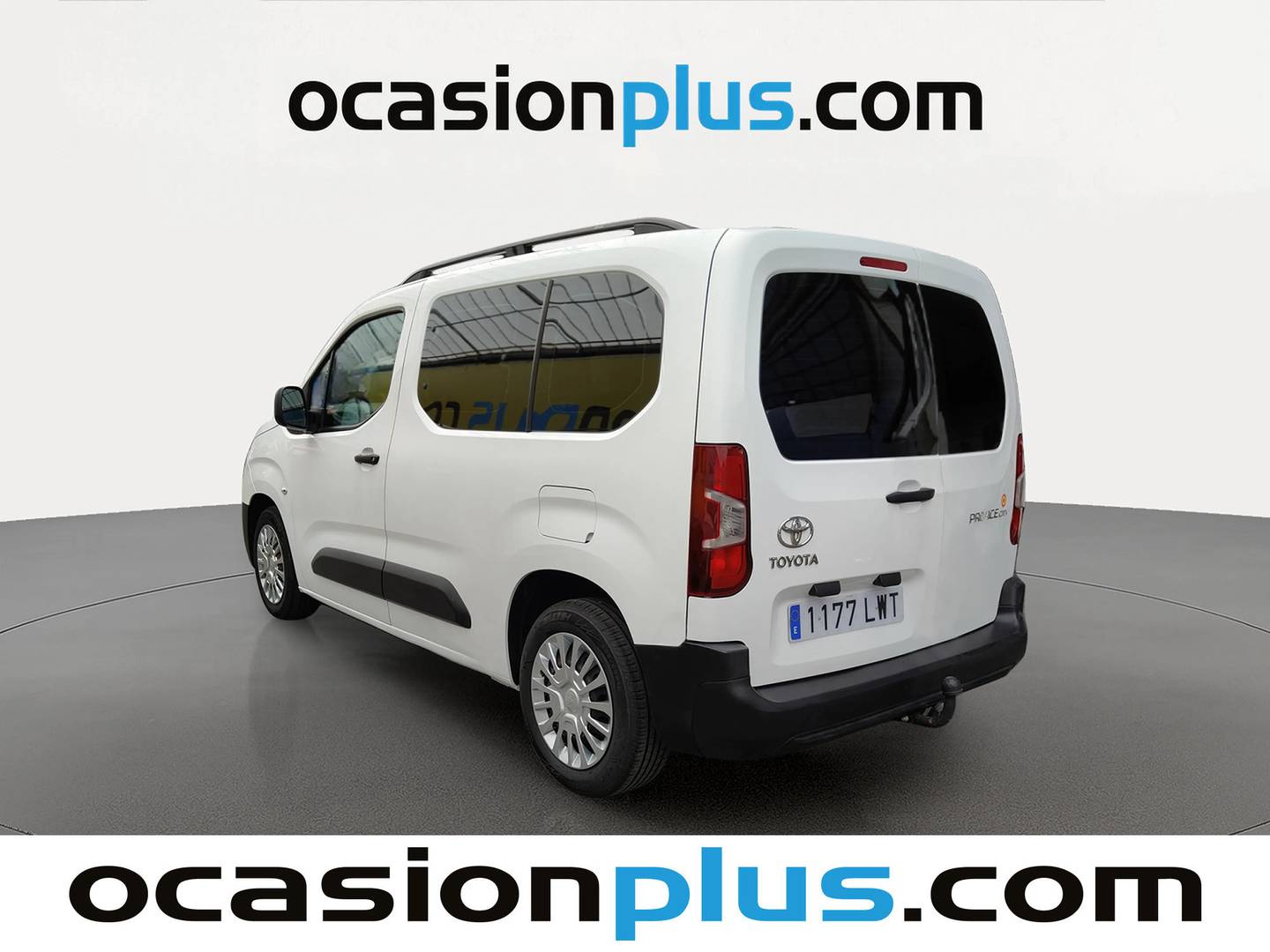 Foto trasera Toyota Proace City Verso Toyota Proace City Verso 1.5D Family Active L1 (131 CV) izquierda