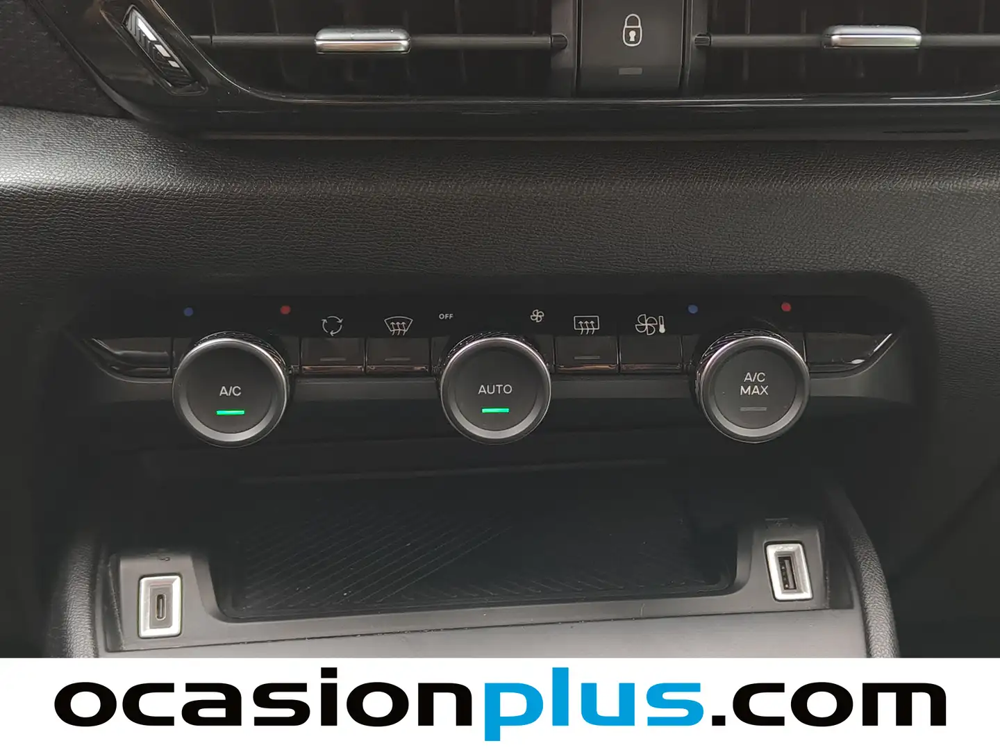 Foto Citroën C4 Citroen C4 PureTech 130 S&S Shine (130 CV)