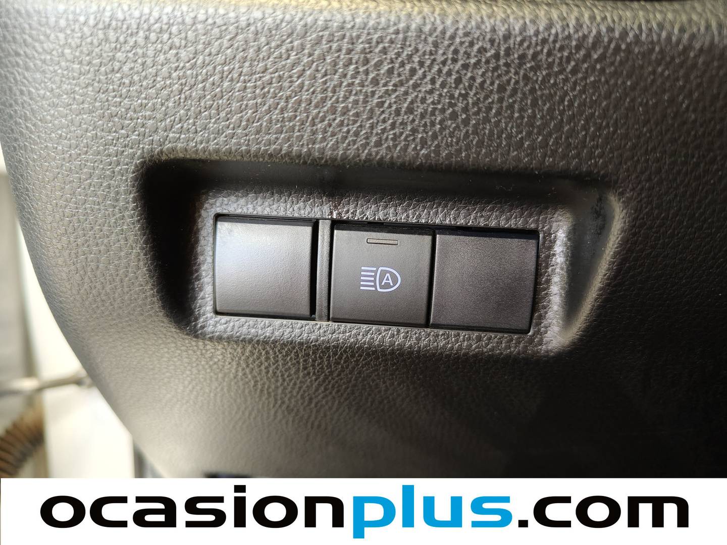 Foto Toyota Rav4 Toyota Rav4 220H Business 4WD (222 CV)